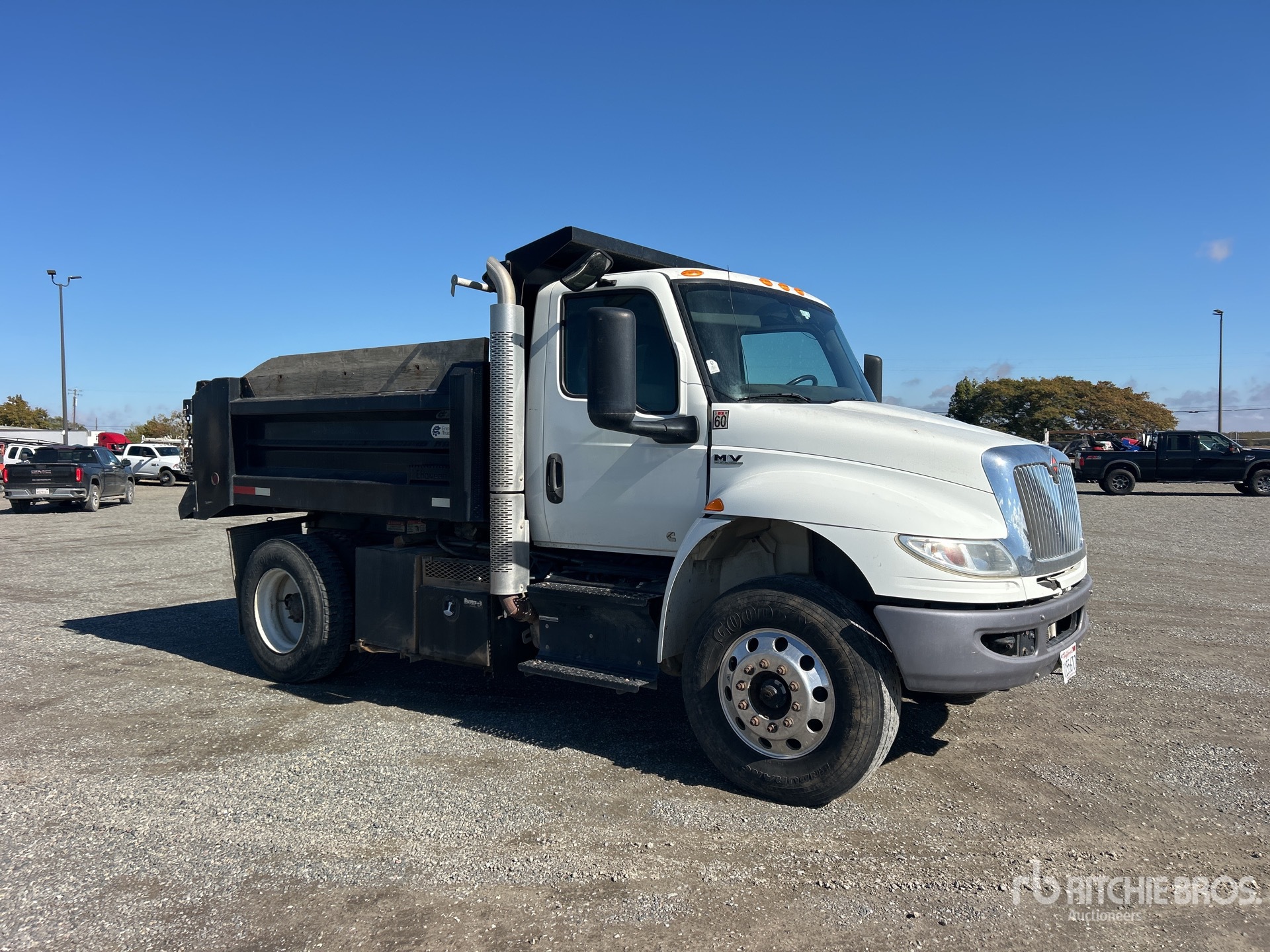 2020 International MV607