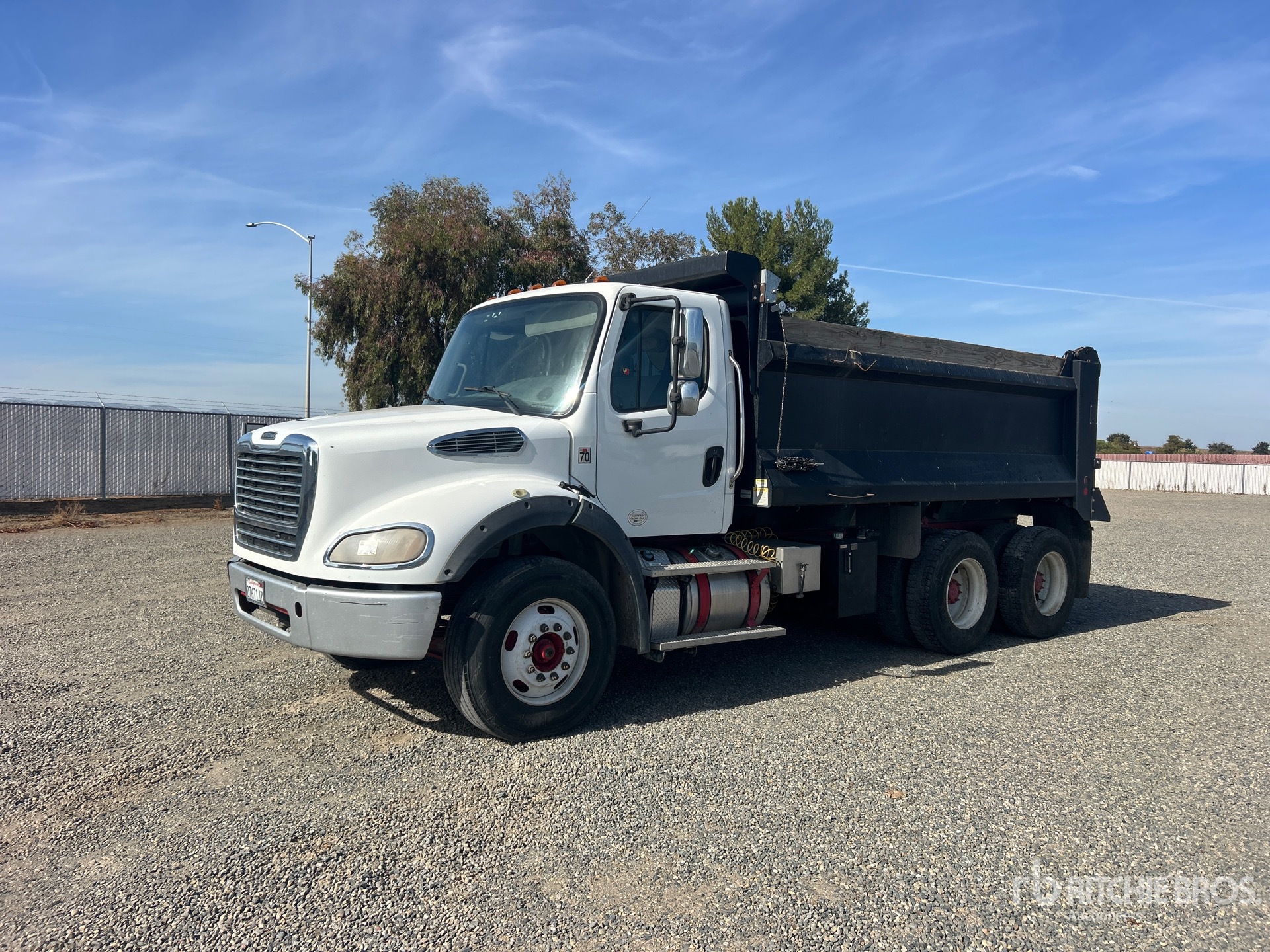 2014 Freightliner M2 112