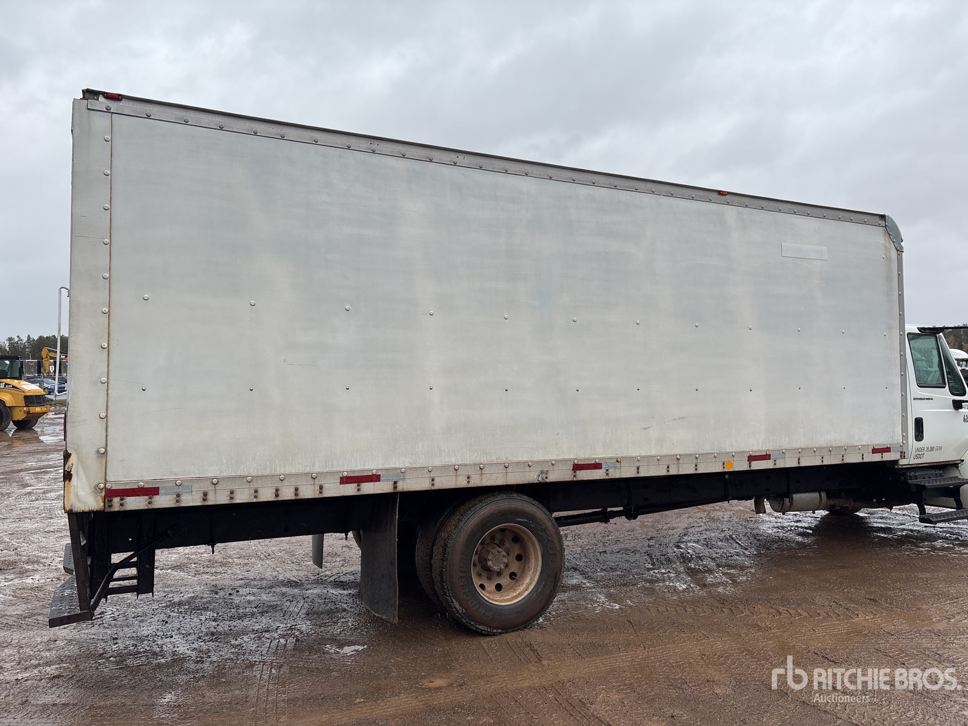 2005 International 4300