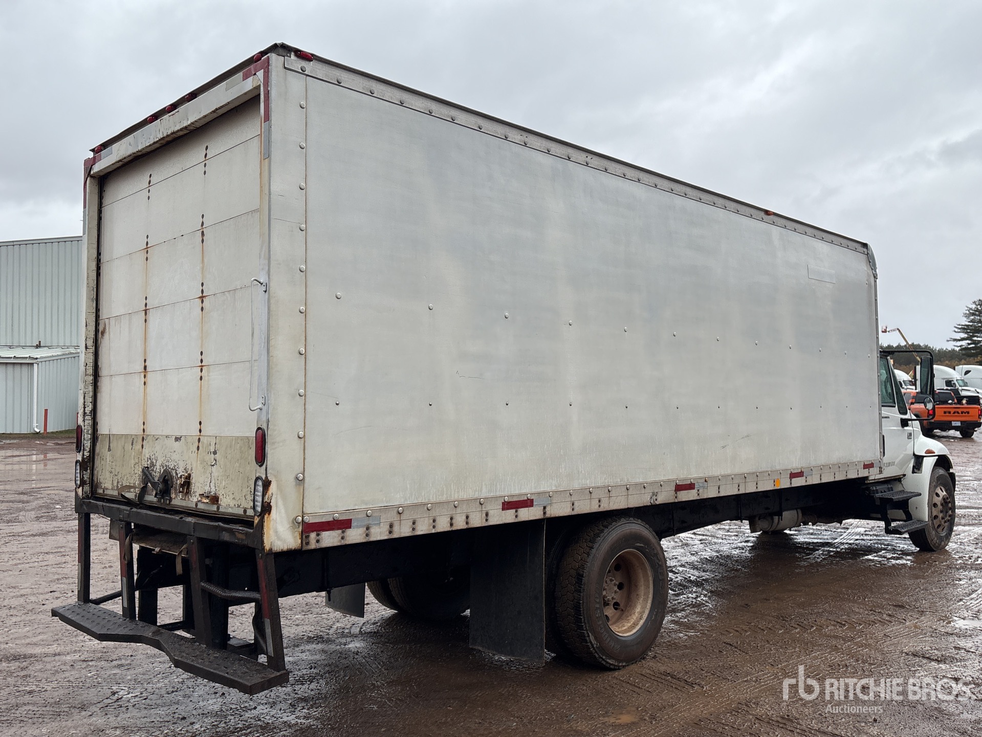 2005 International 4300
