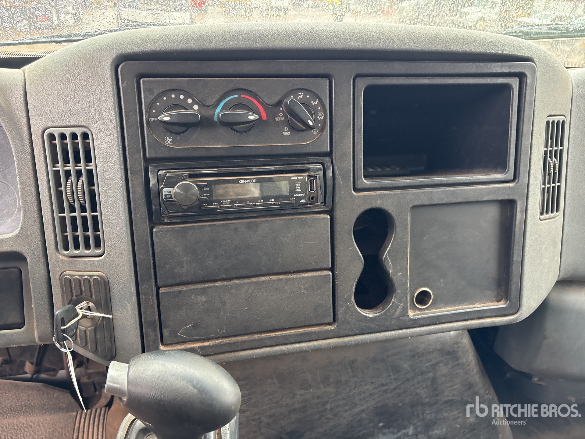 2005 International 4300