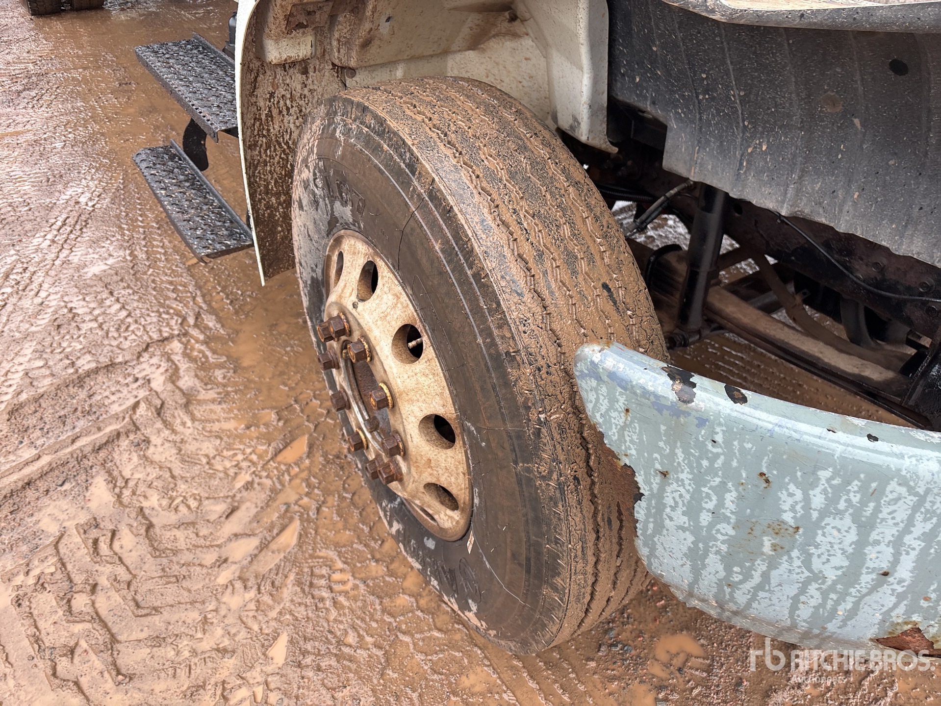 2005 International 4300
