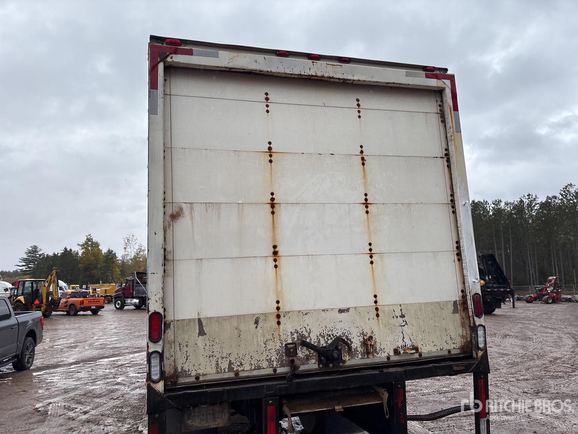 2005 International 4300