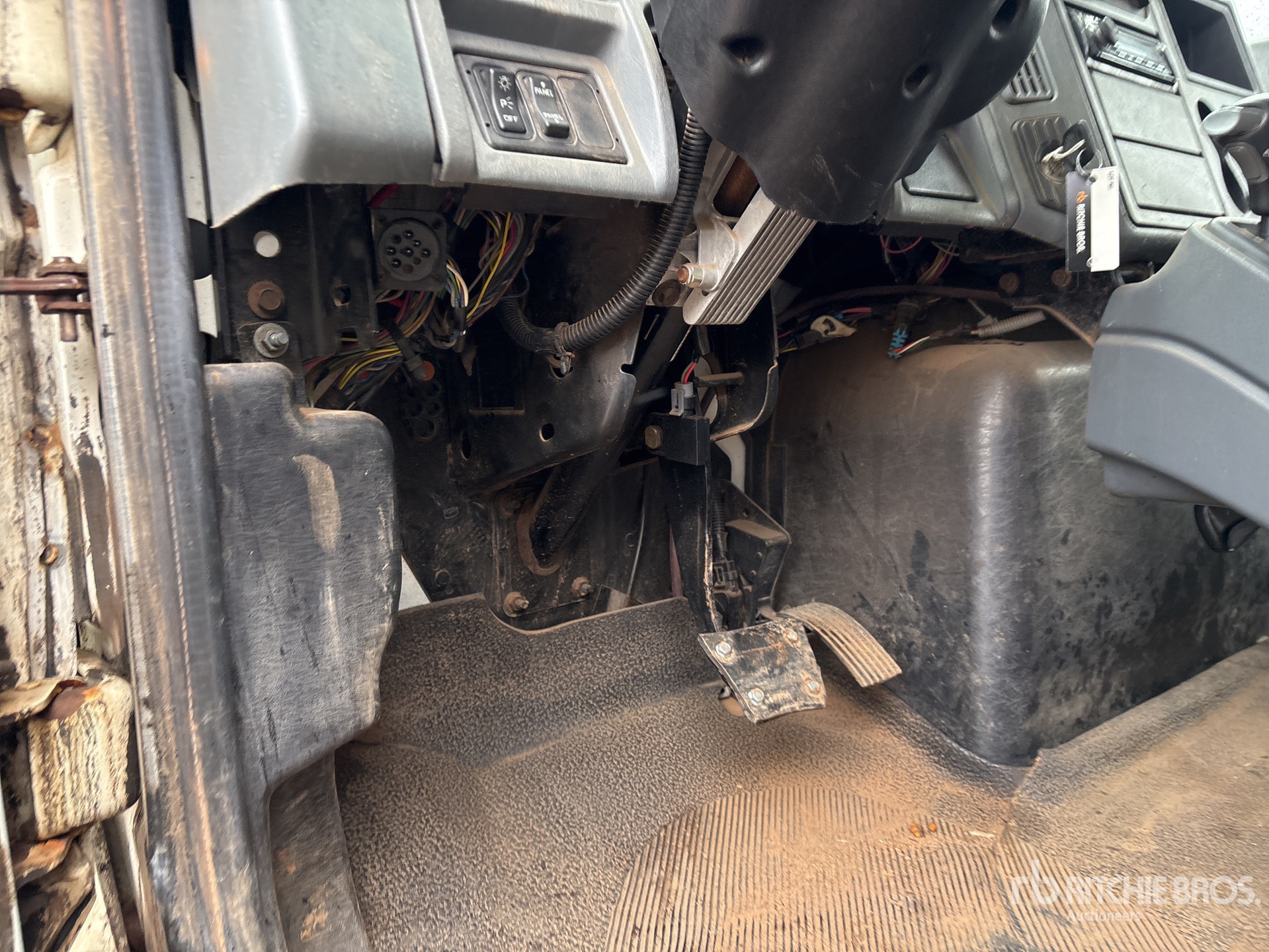 2005 International 4300