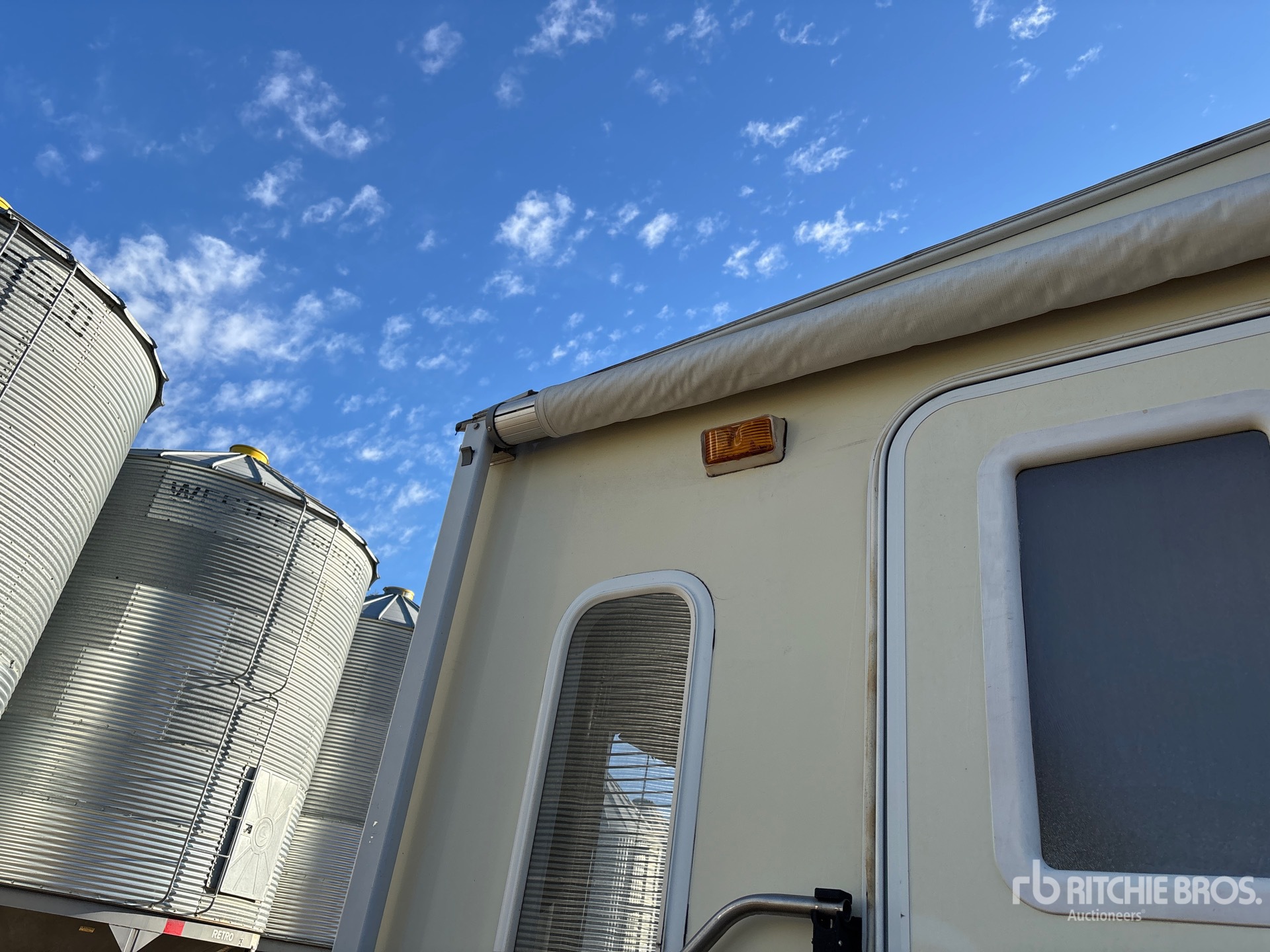 Keystone 28 ft T/A