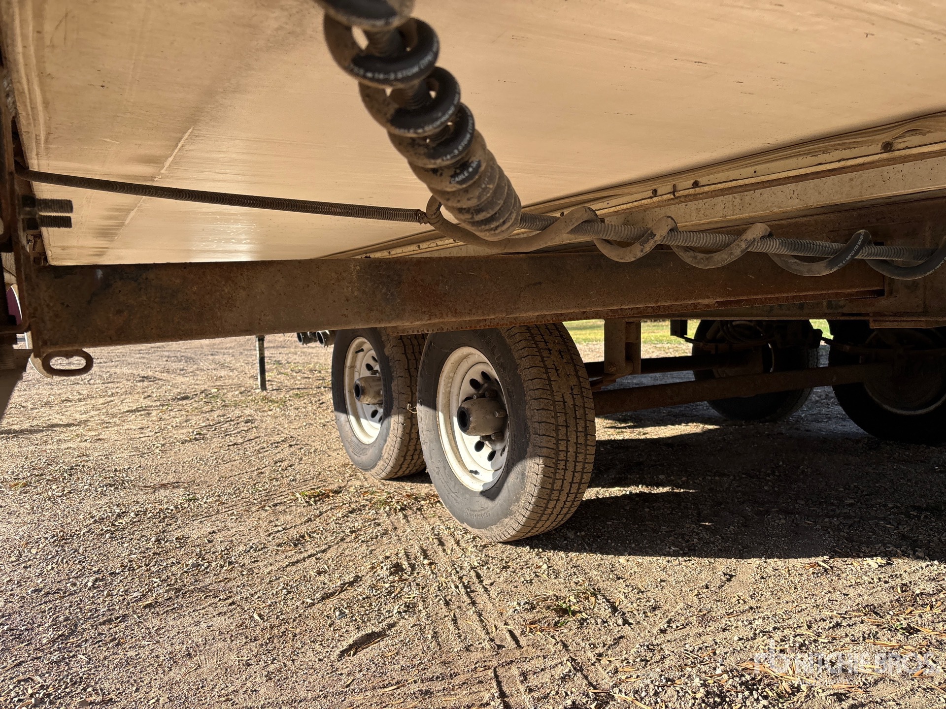 Keystone 28 ft T/A