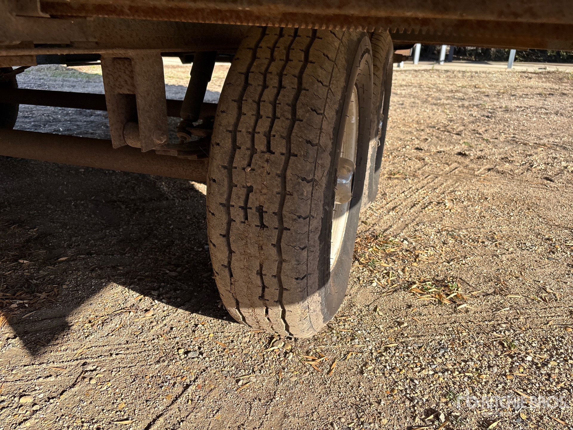 Keystone 28 ft T/A