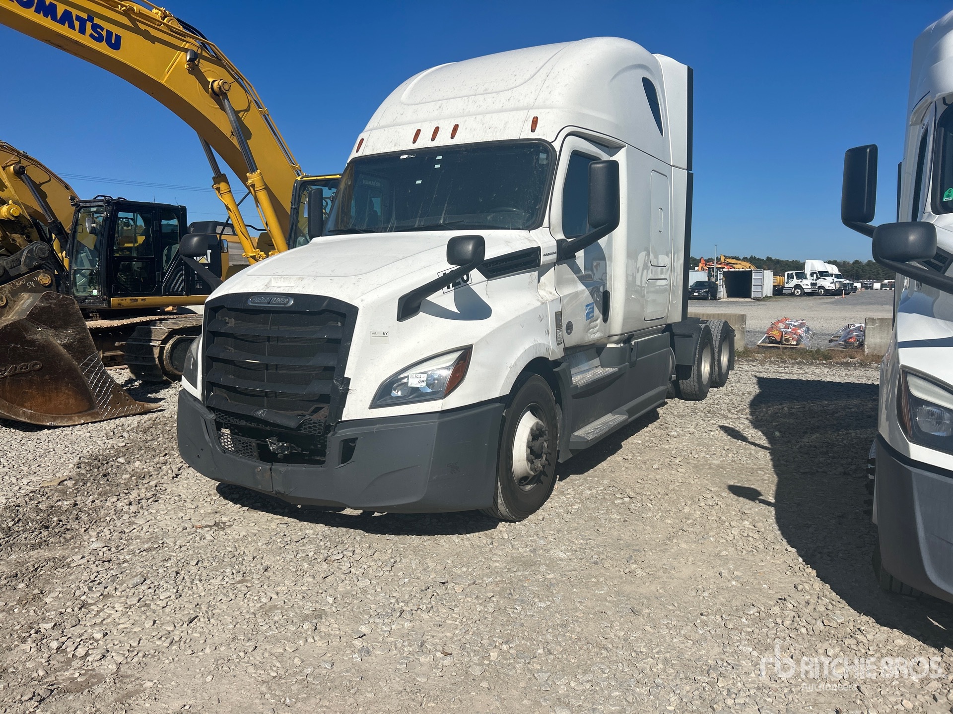 2020 Freightliner CASCADIA 126