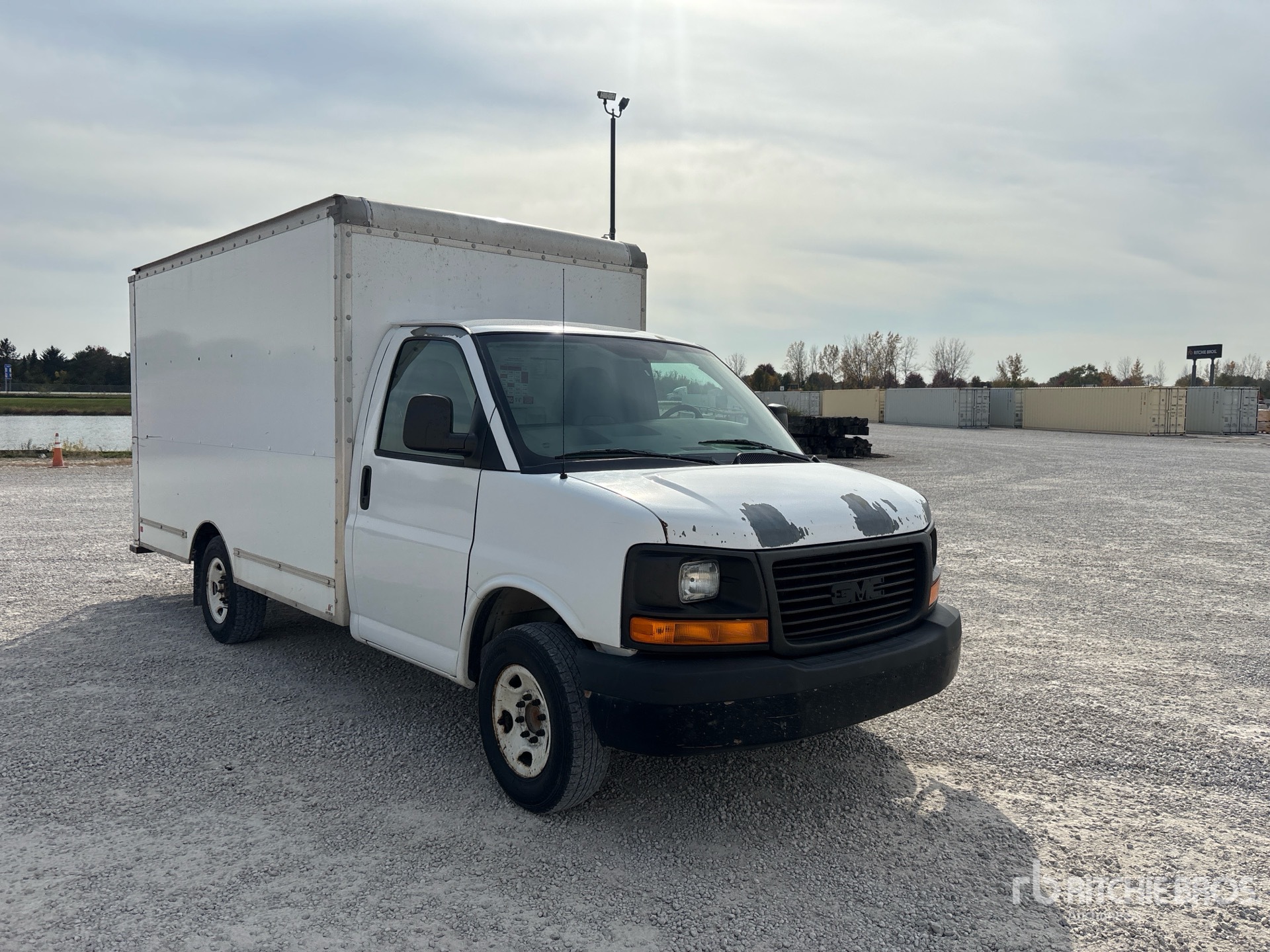 2011 GMC Savana G3500