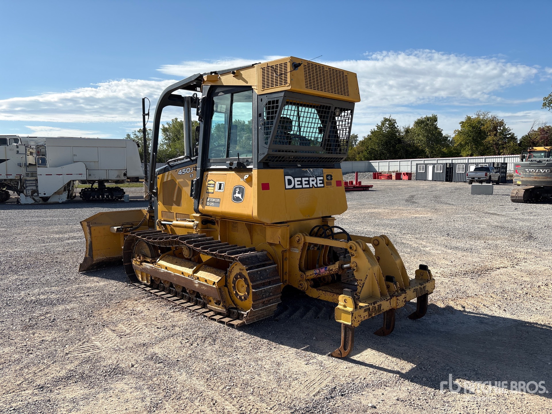 2015 John Deere 450J LT