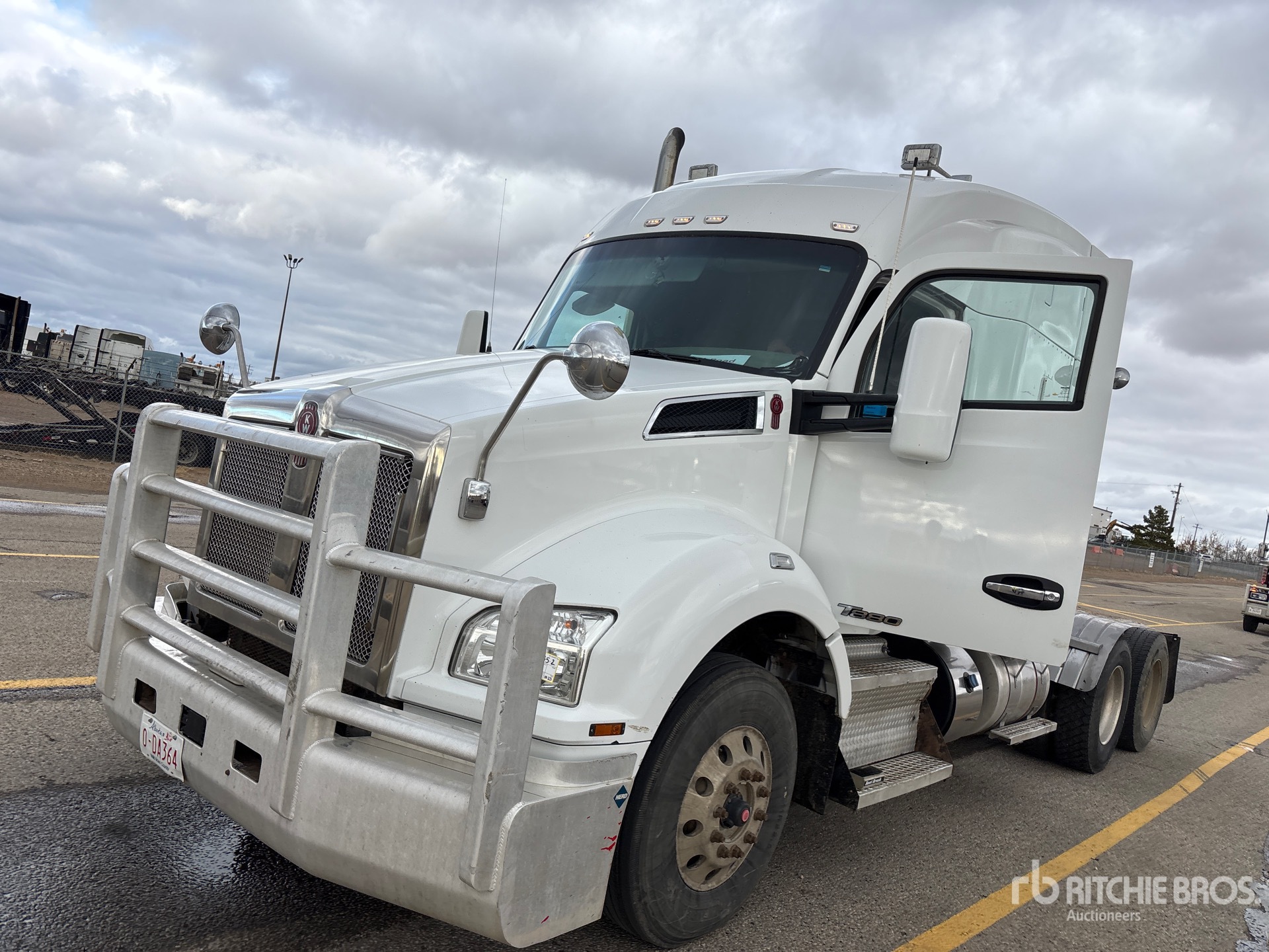 2019 Kenworth T880