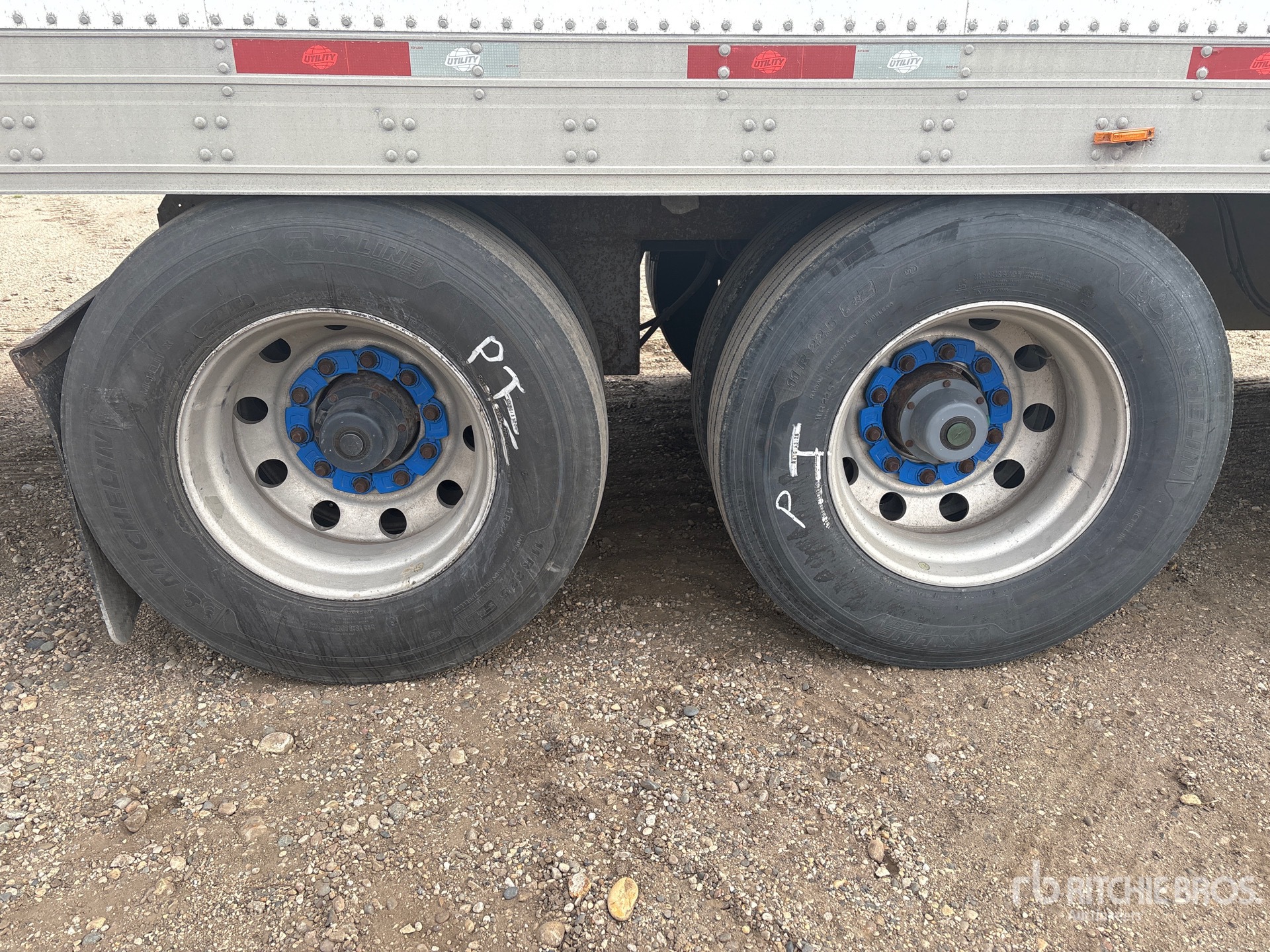 2013 Utility 3000R