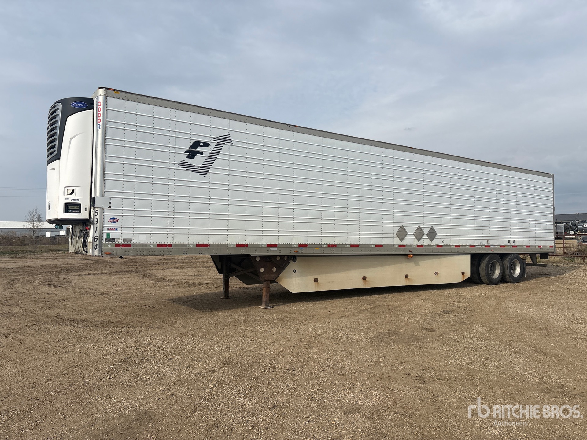 Photo of 2013 Utility 3000R