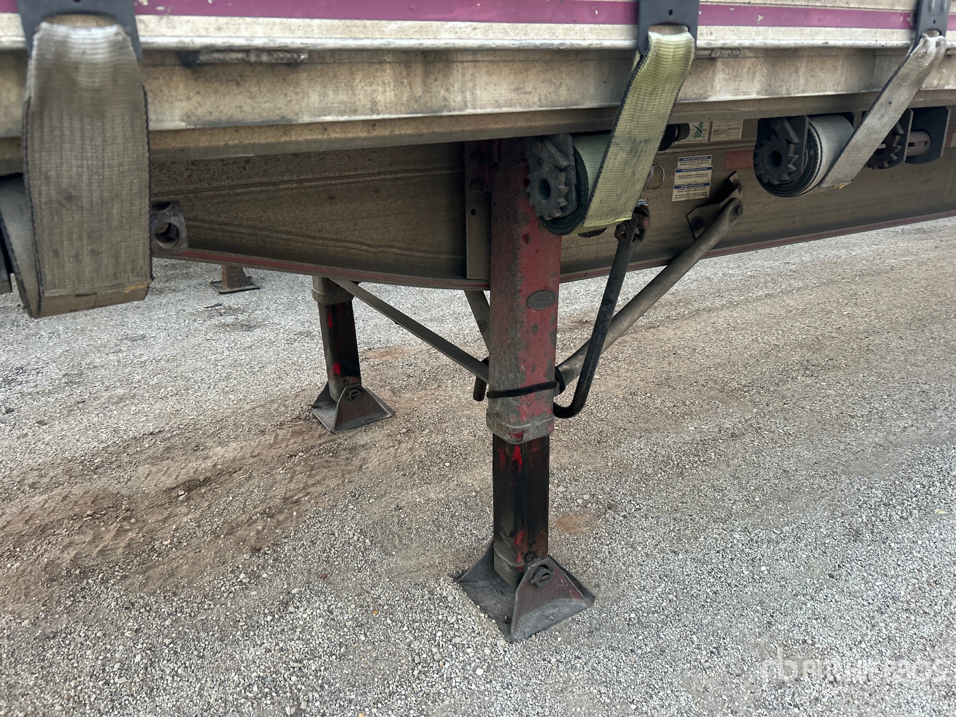 2008 Mac 53 ft T/A