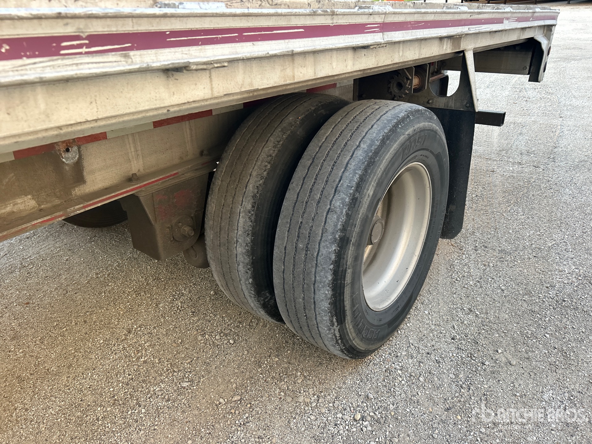 2008 Mac 53 ft T/A
