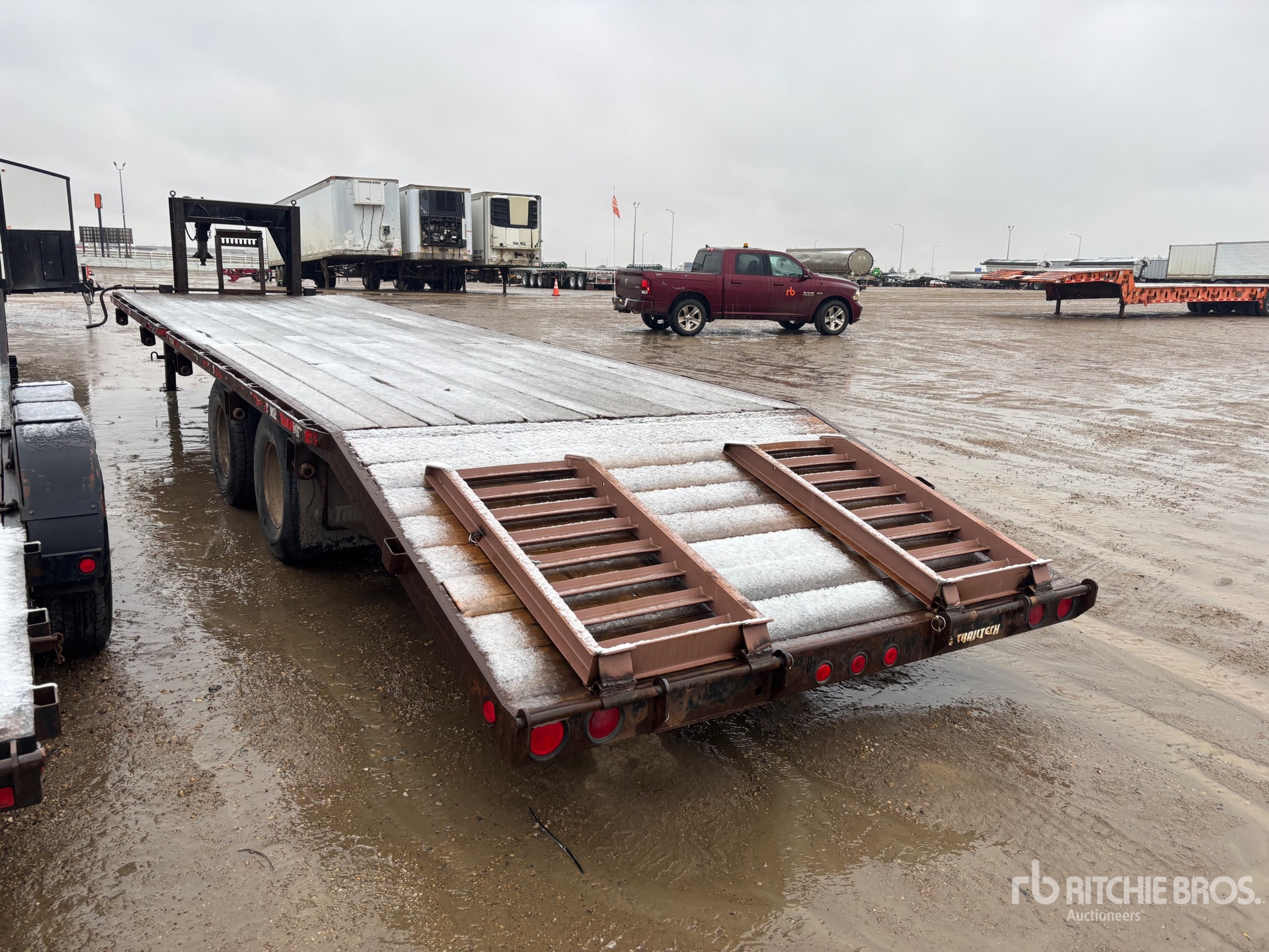 2000 Trailtech 30 FT T/A GOOSENECK