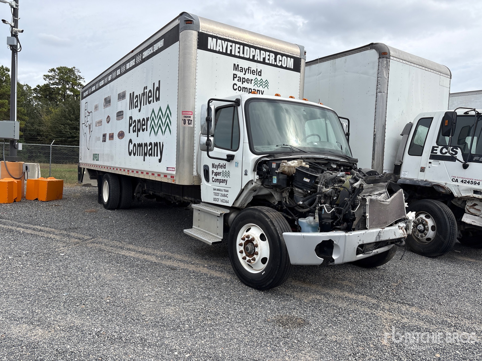 2020 Freightliner M2 106