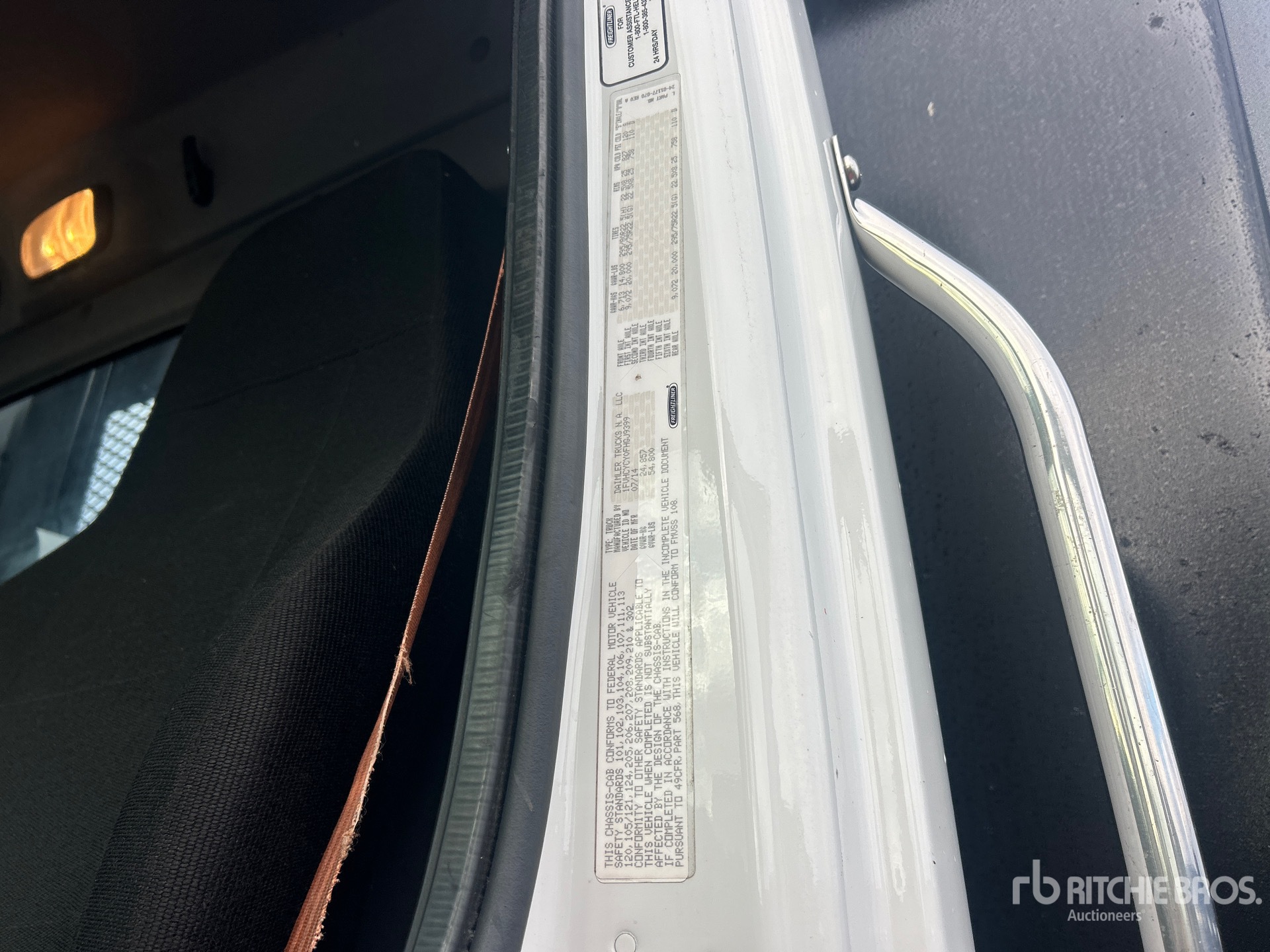2015 Freightliner M2 106