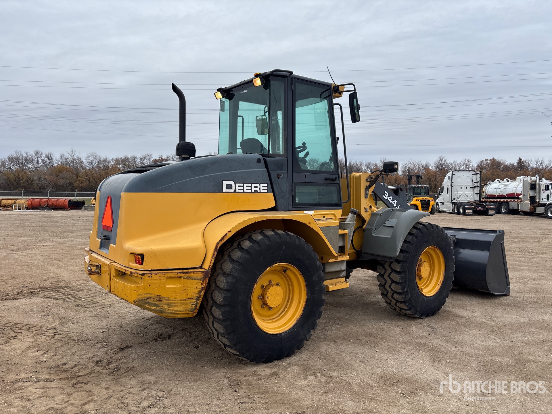 2011 John Deere 344J
