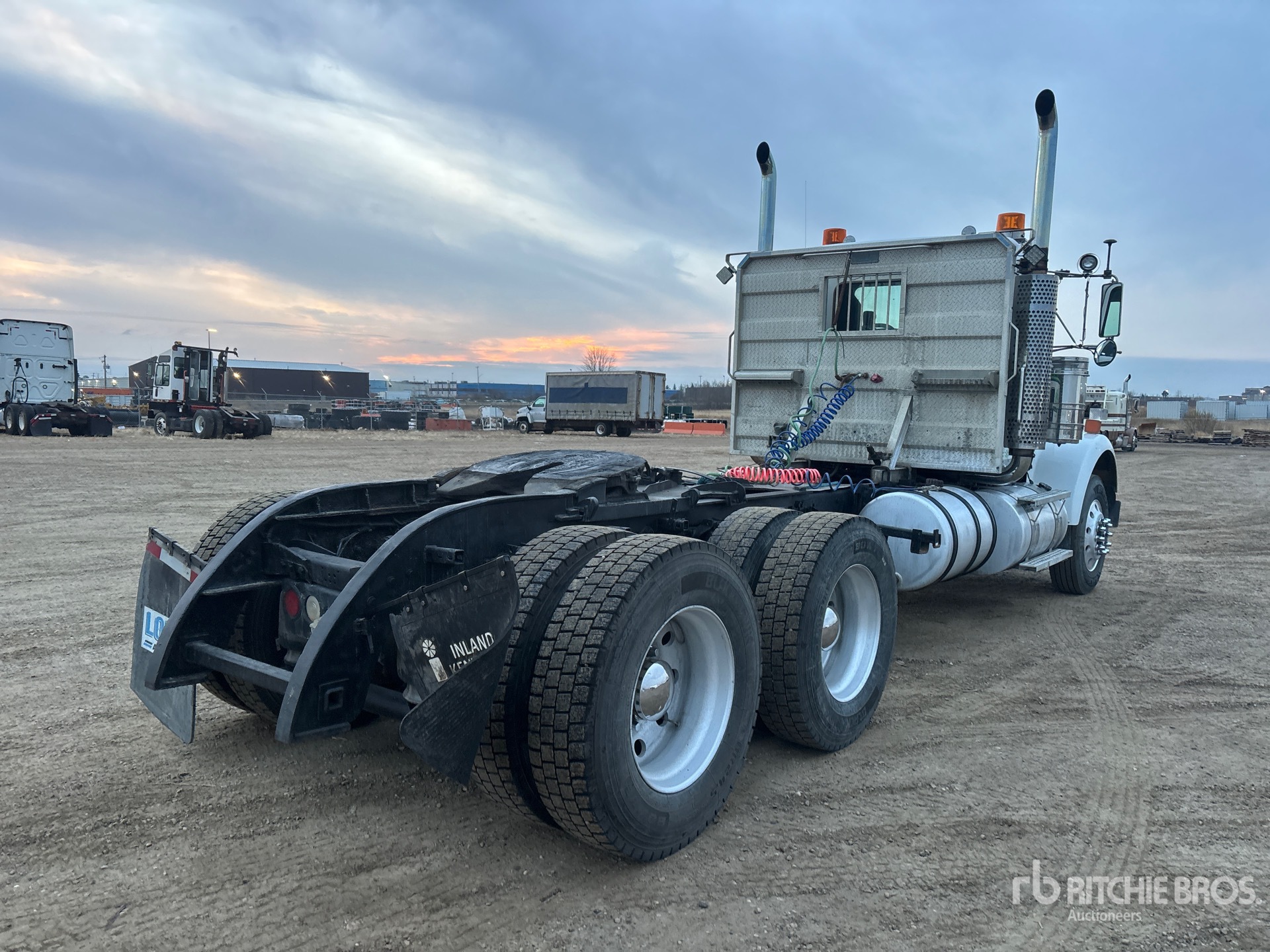 2006 Kenworth W900B