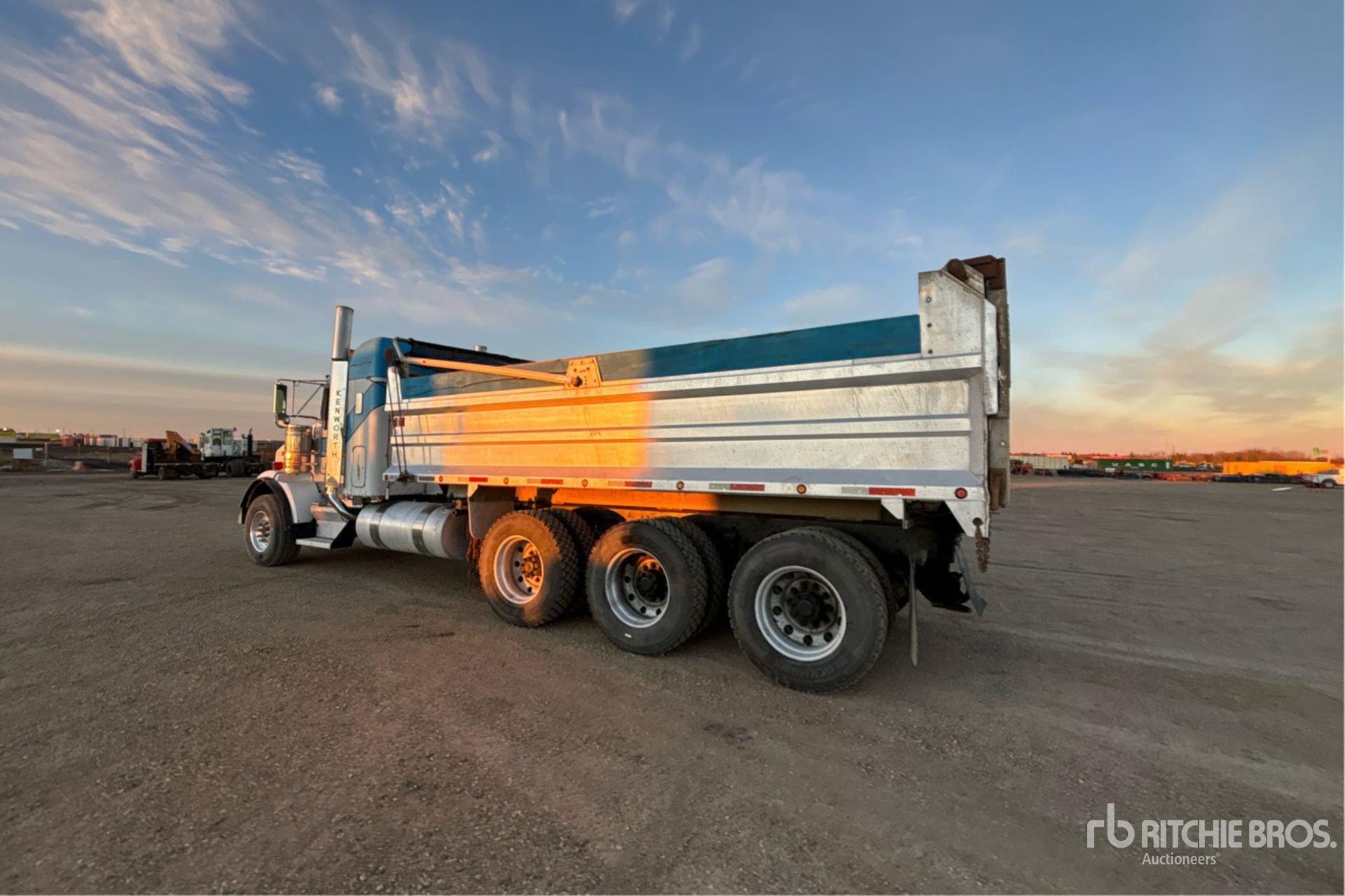 2006 Kenworth T800