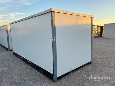 General Appearance with Bild, Ecke hinten links