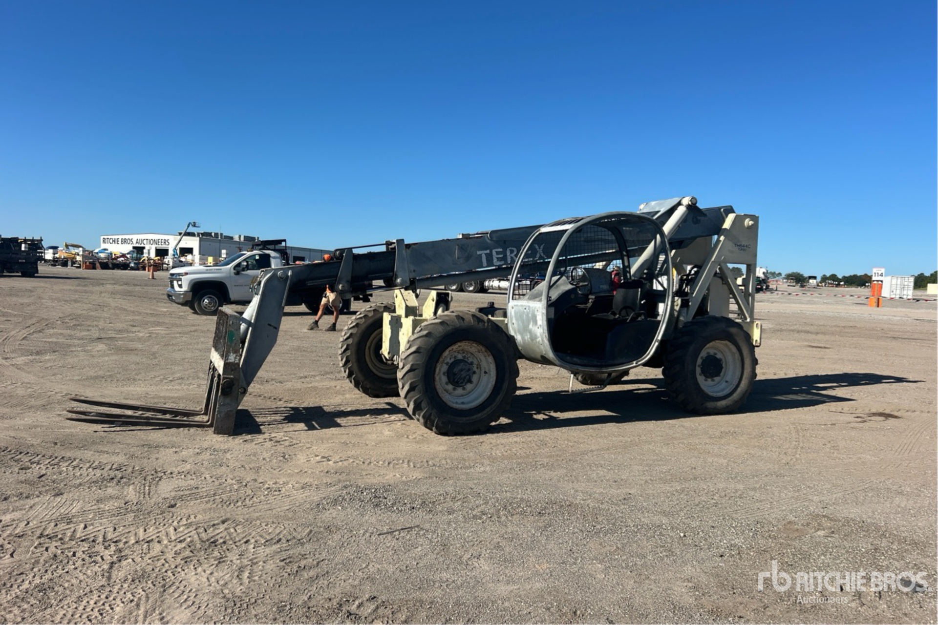 2005 Terex TH644C