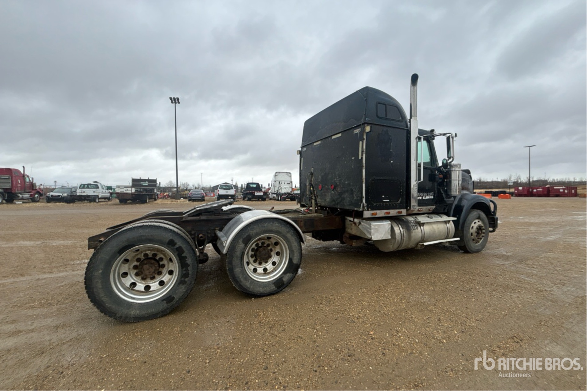 2004 International 9900