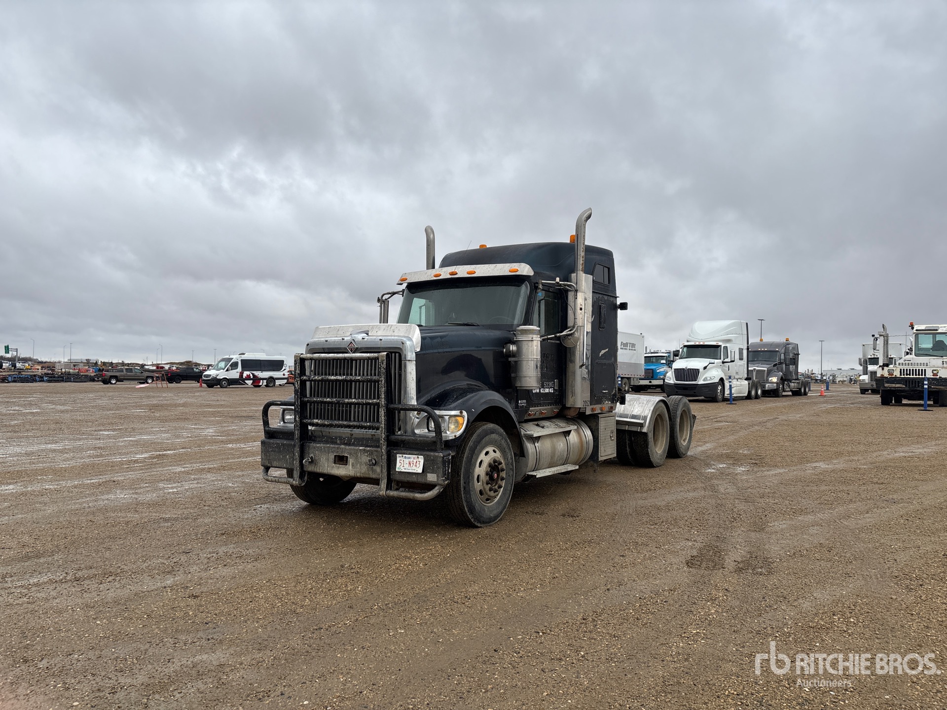 2004 International 9900