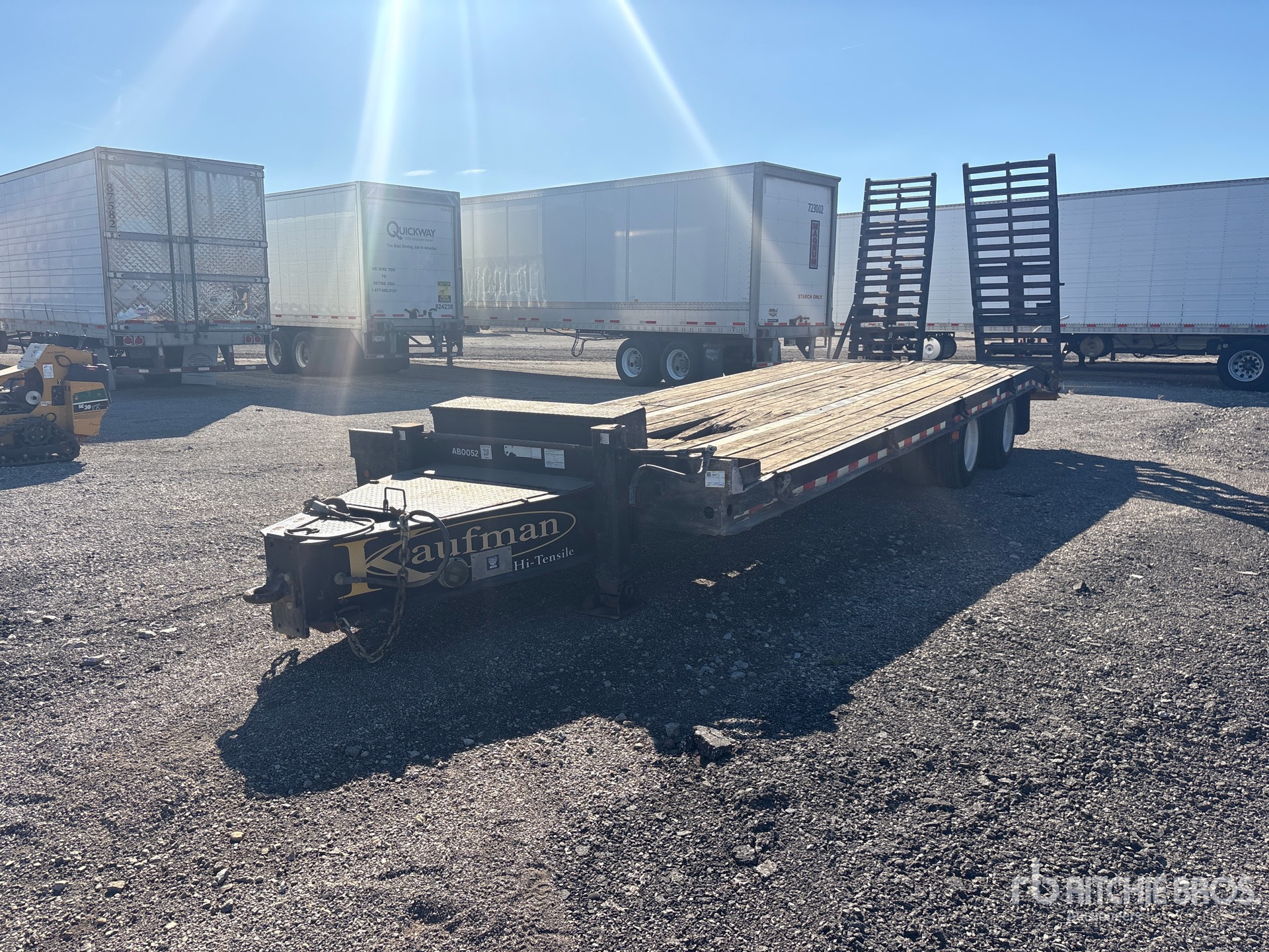 2017 Kaufman 25 ft T/A