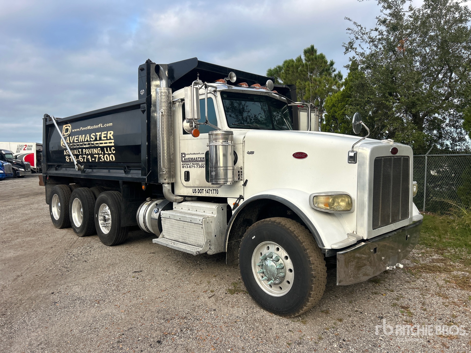 2015 Peterbilt 367