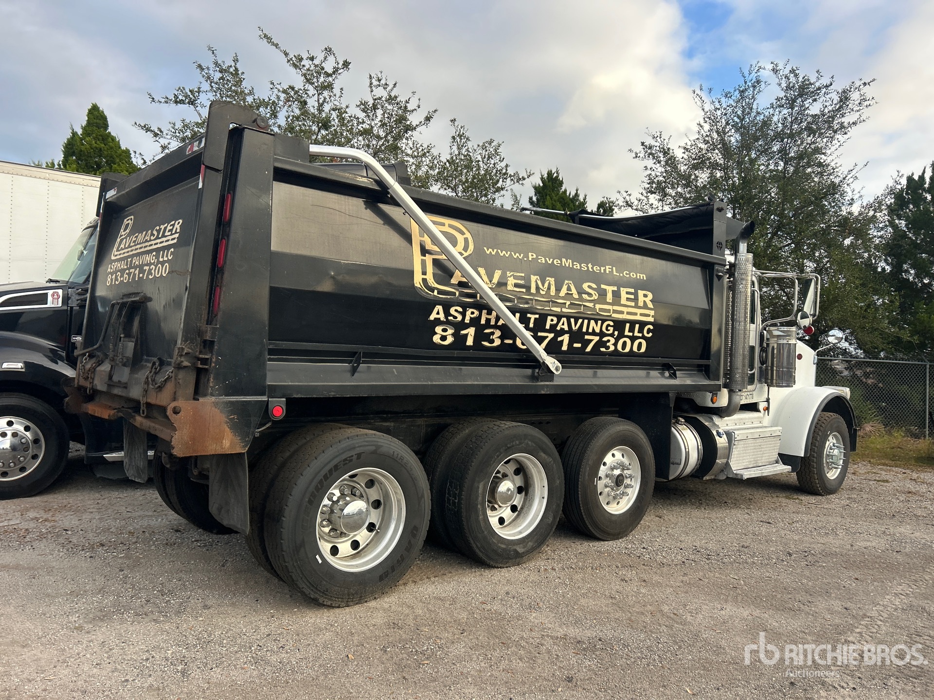 2015 Peterbilt 367
