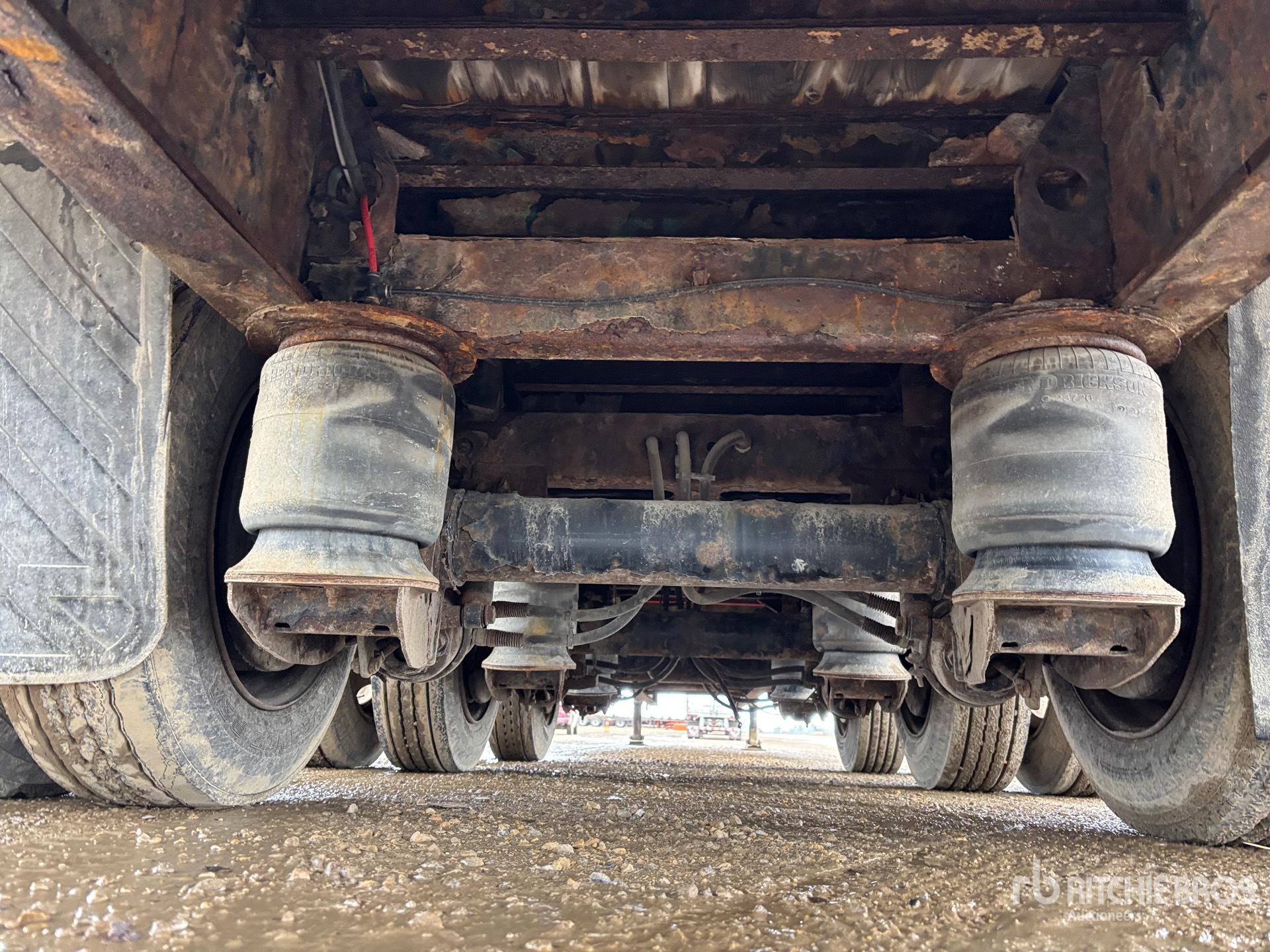 2010 Load King  53 FT TRI/A
