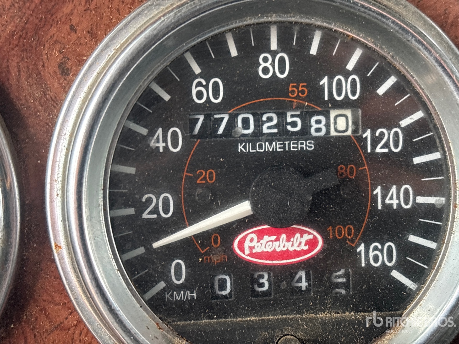 2005 Peterbilt 385