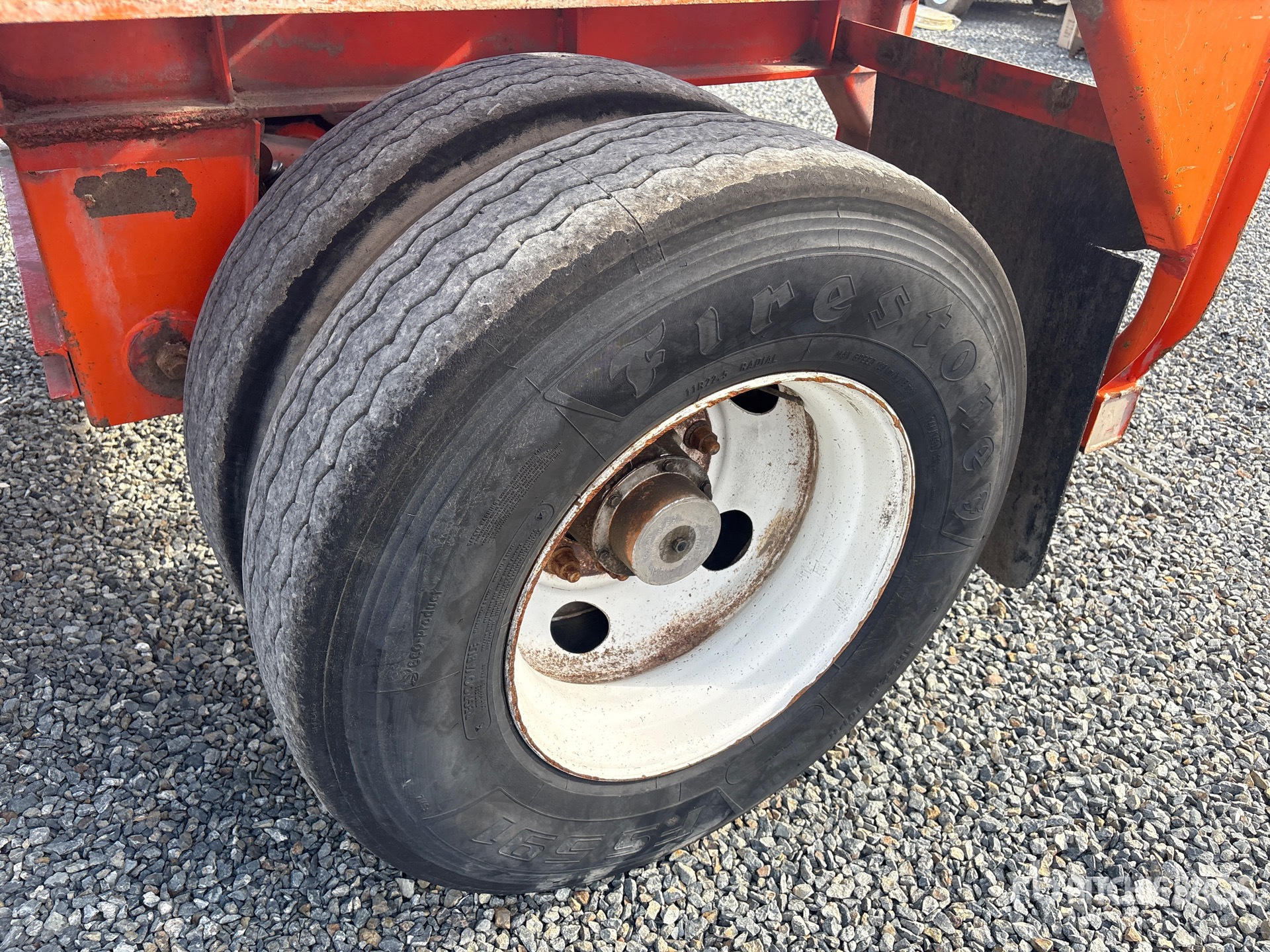 2010 Viking 47 FT T/A SPREAD AXLE