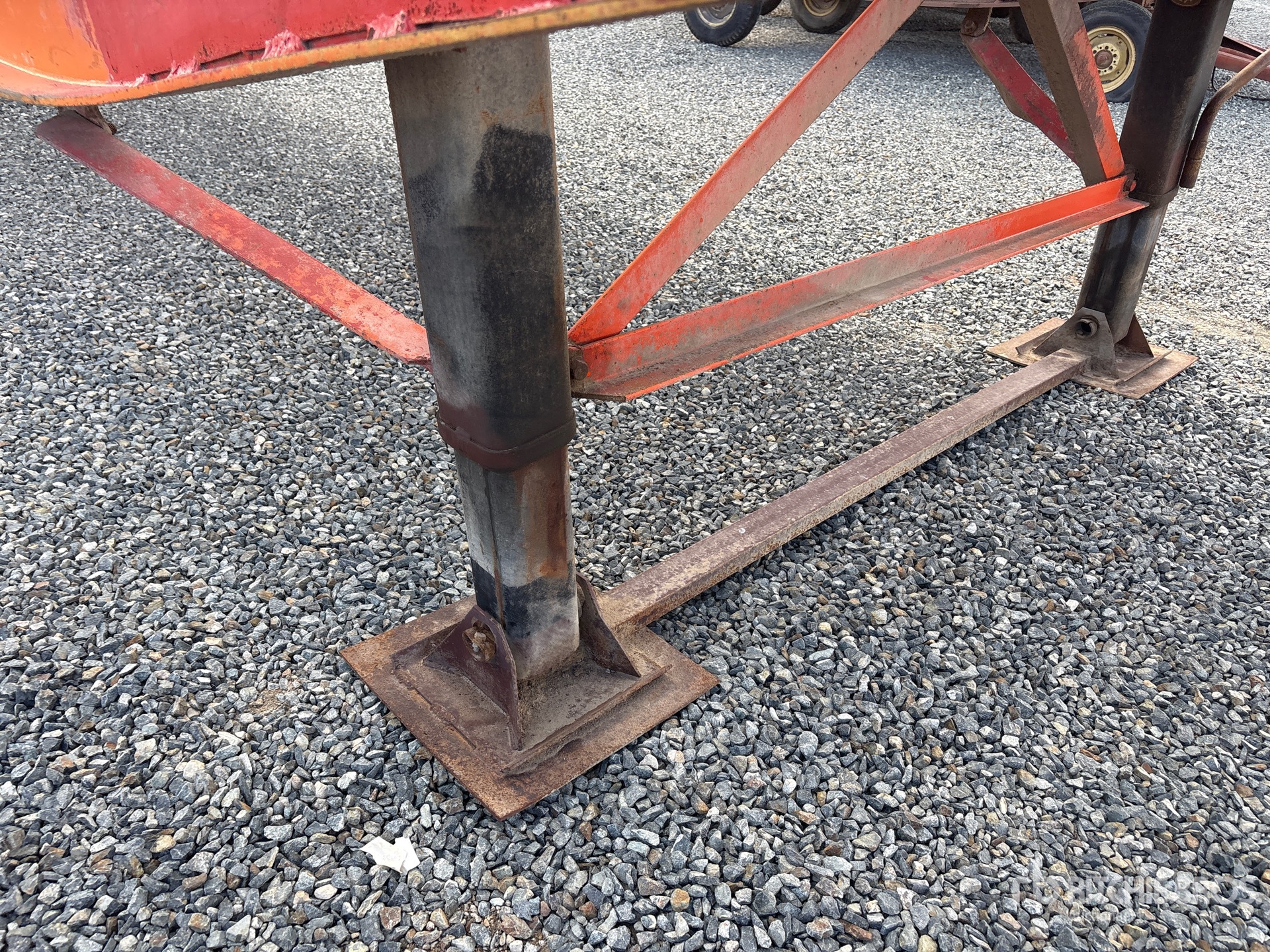2010 Viking 47 FT T/A SPREAD AXLE