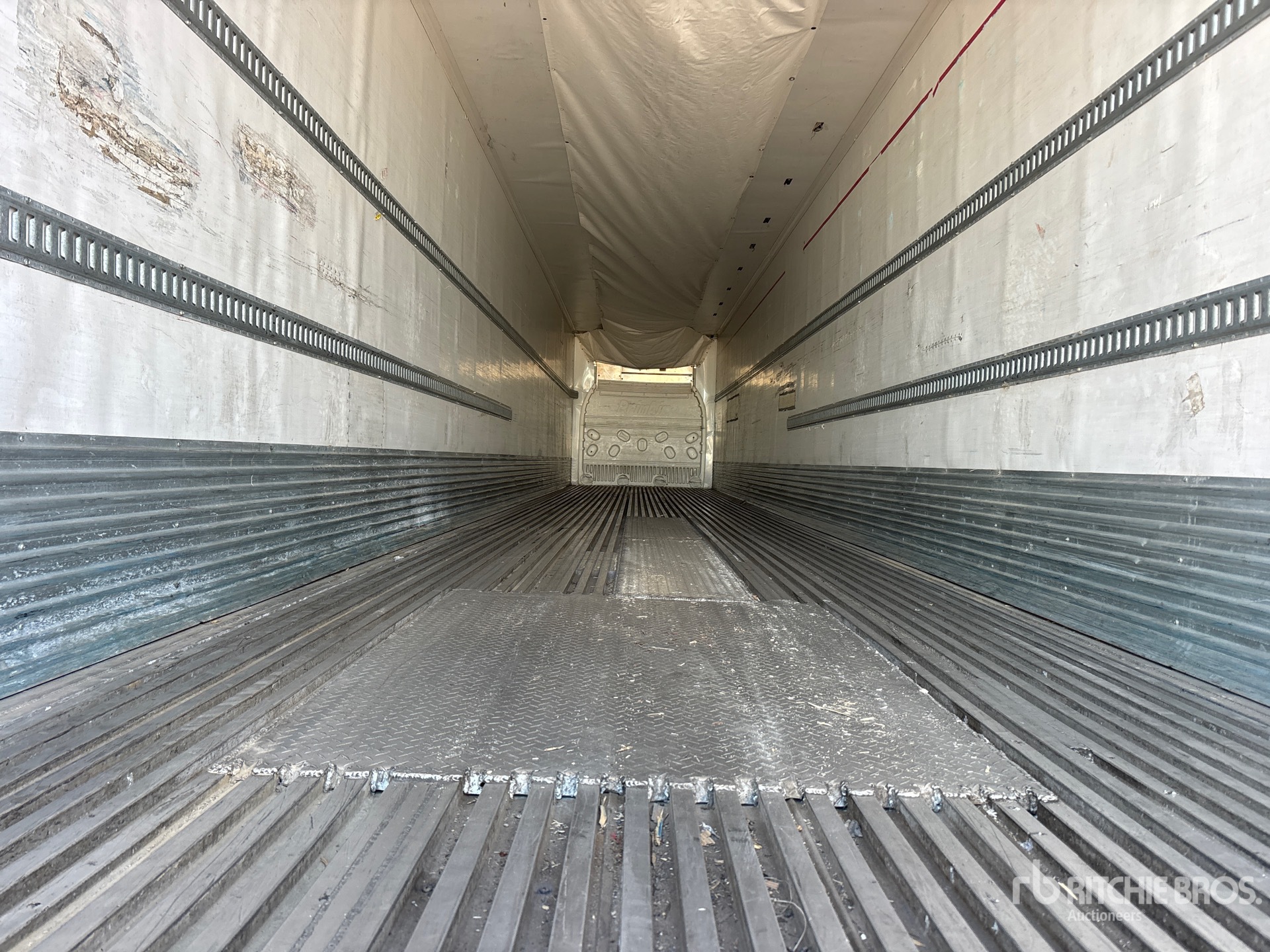 2013 Wabash 53 ft x 102 in T/A