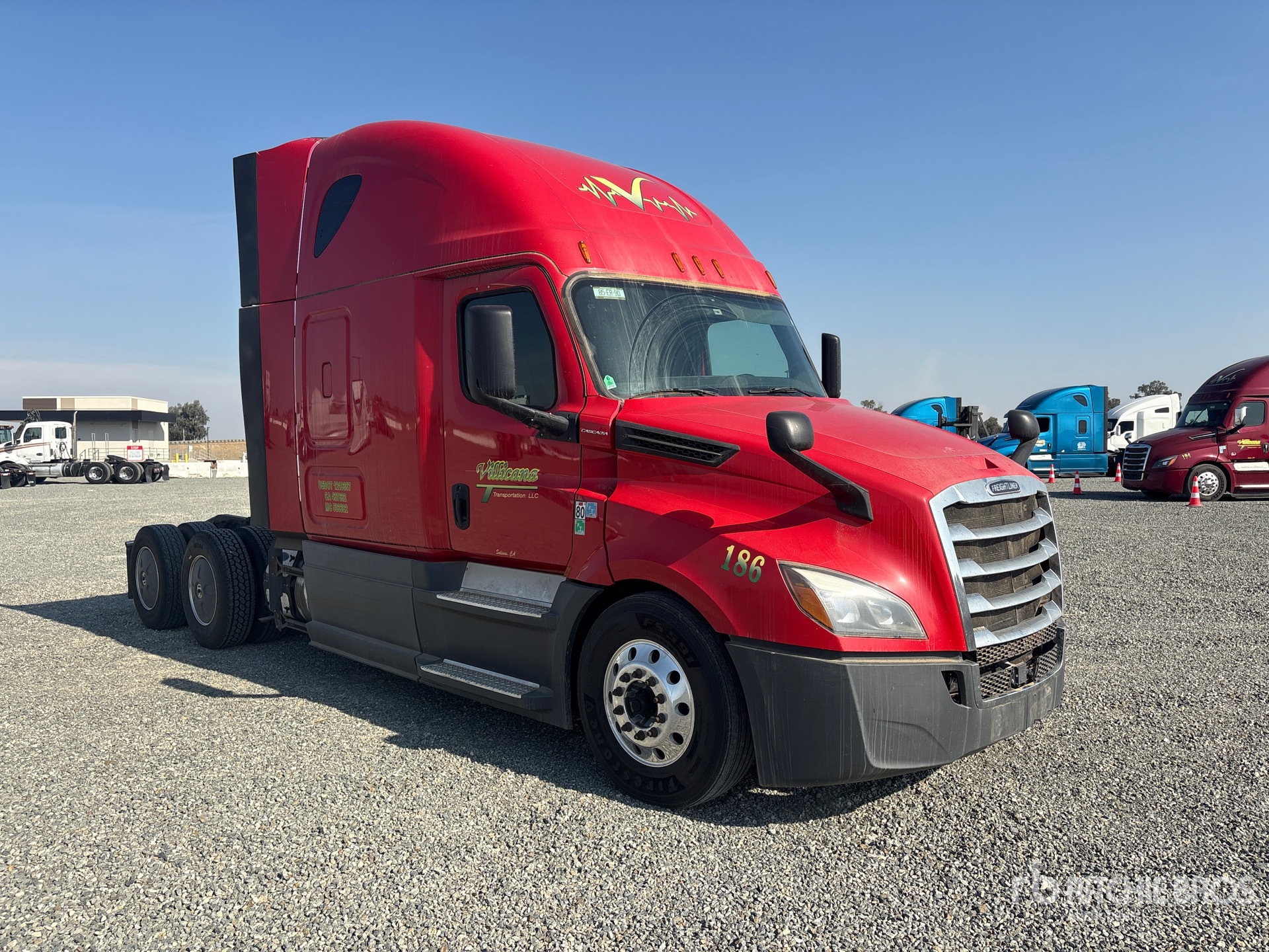 2019 Freightliner CASCADIA 126