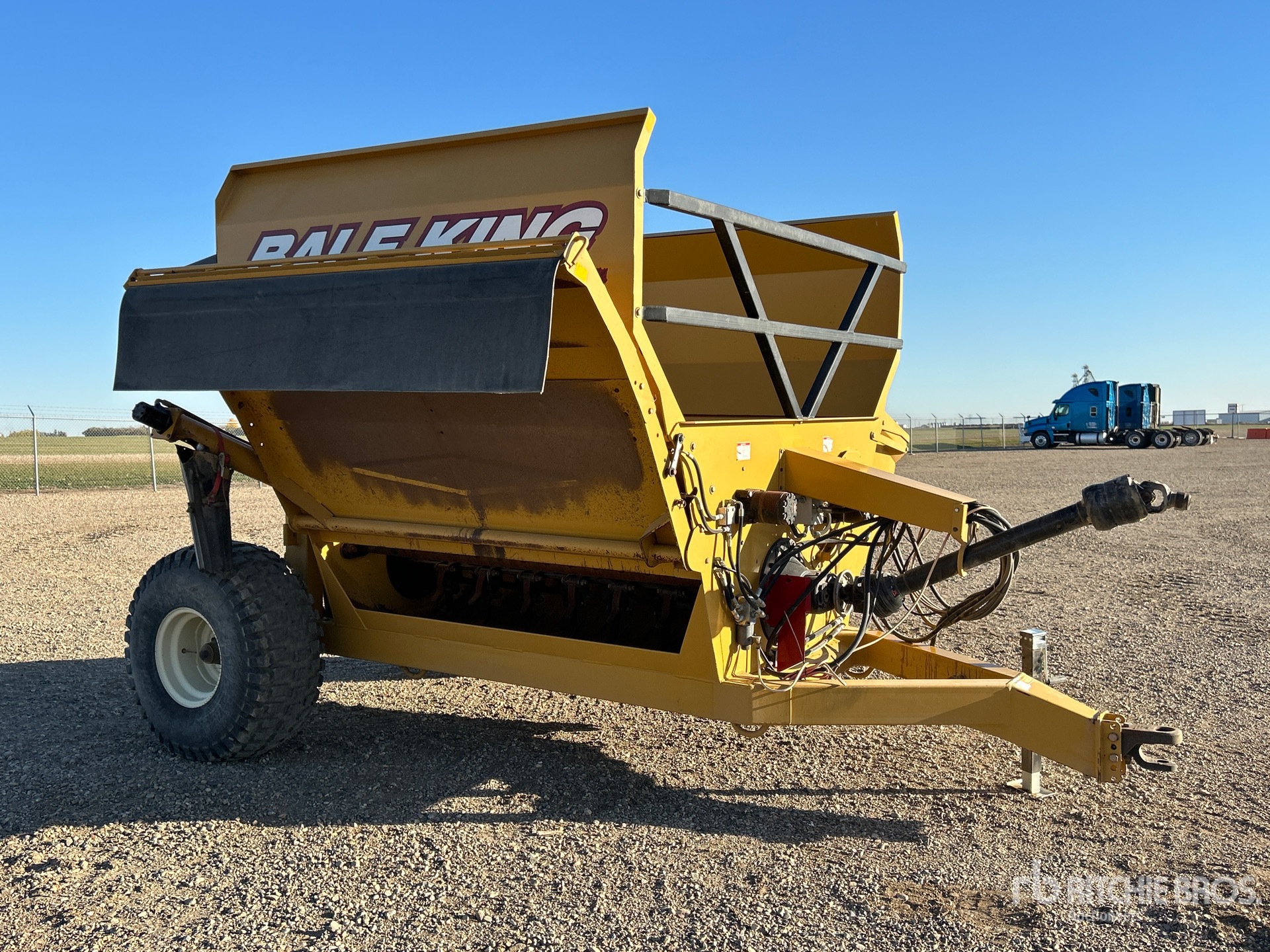 2016 Bale King 5100TR