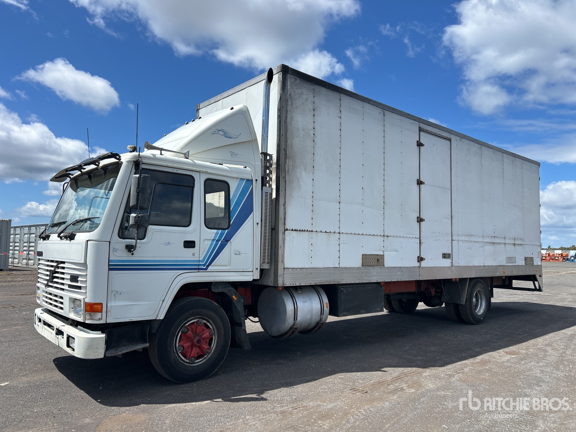 1992 Volvo FL10