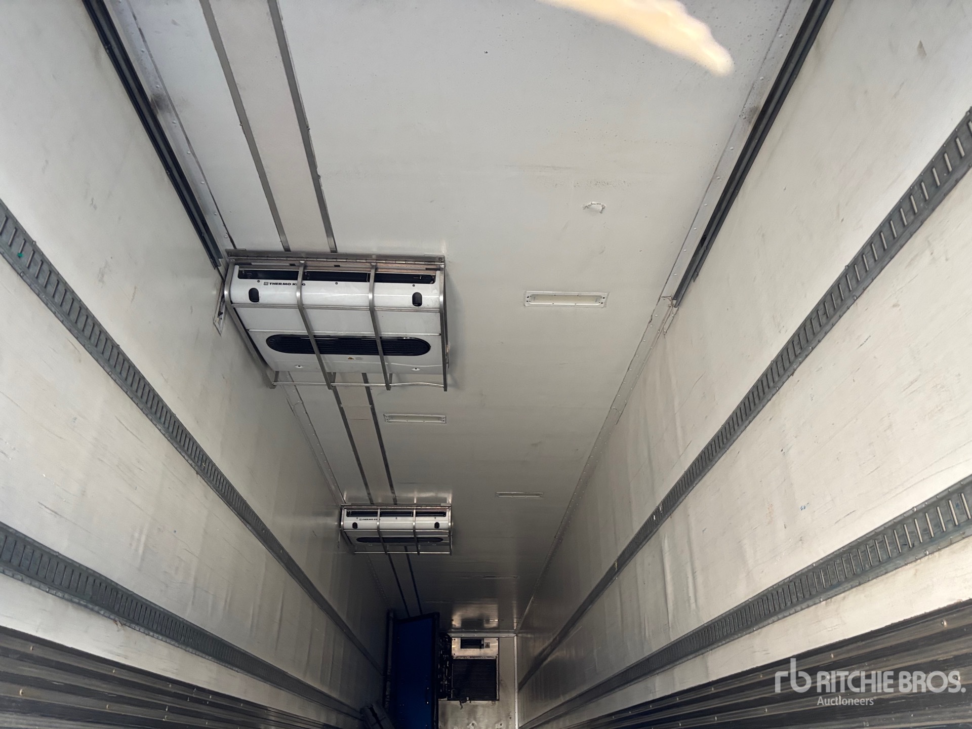 2013 Great Dane 53 ft x 102 in Tri/A