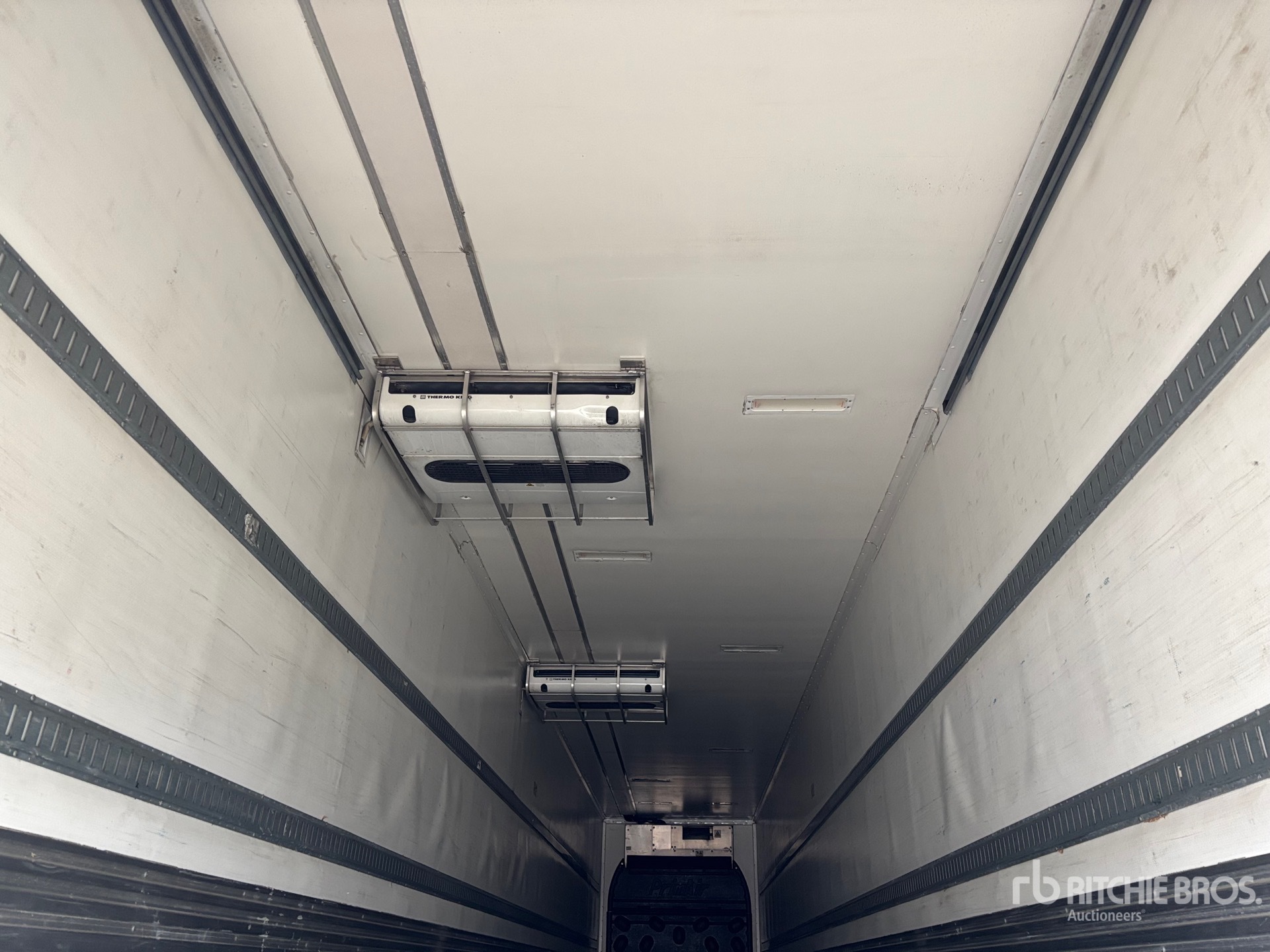 2014 Great Dane 53 FT X 102 IN TRI/A MULTI -TEMP
