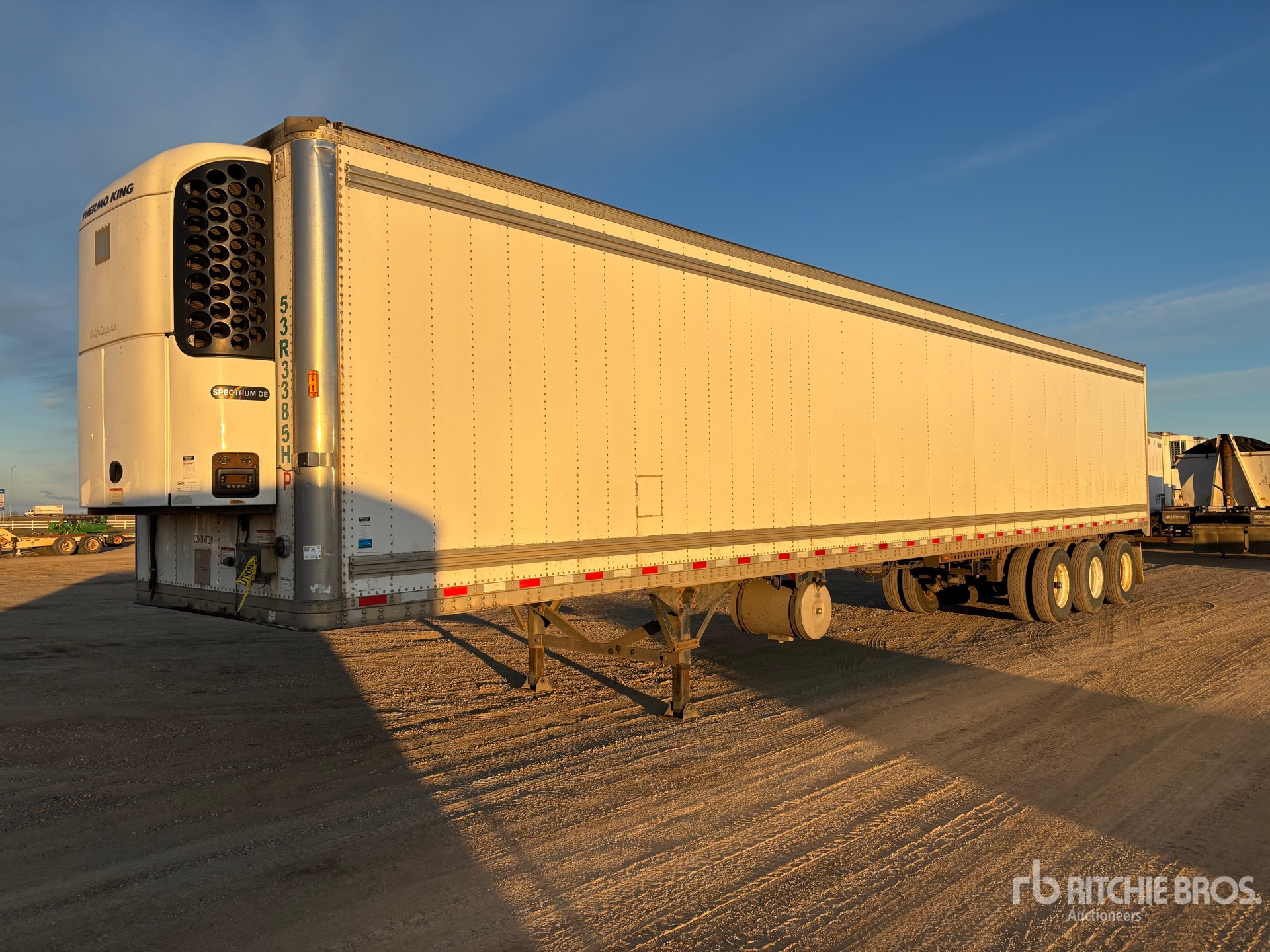 Photo of 2014 Great Dane 53 ft x 102 in Tri/A Multi -Temp