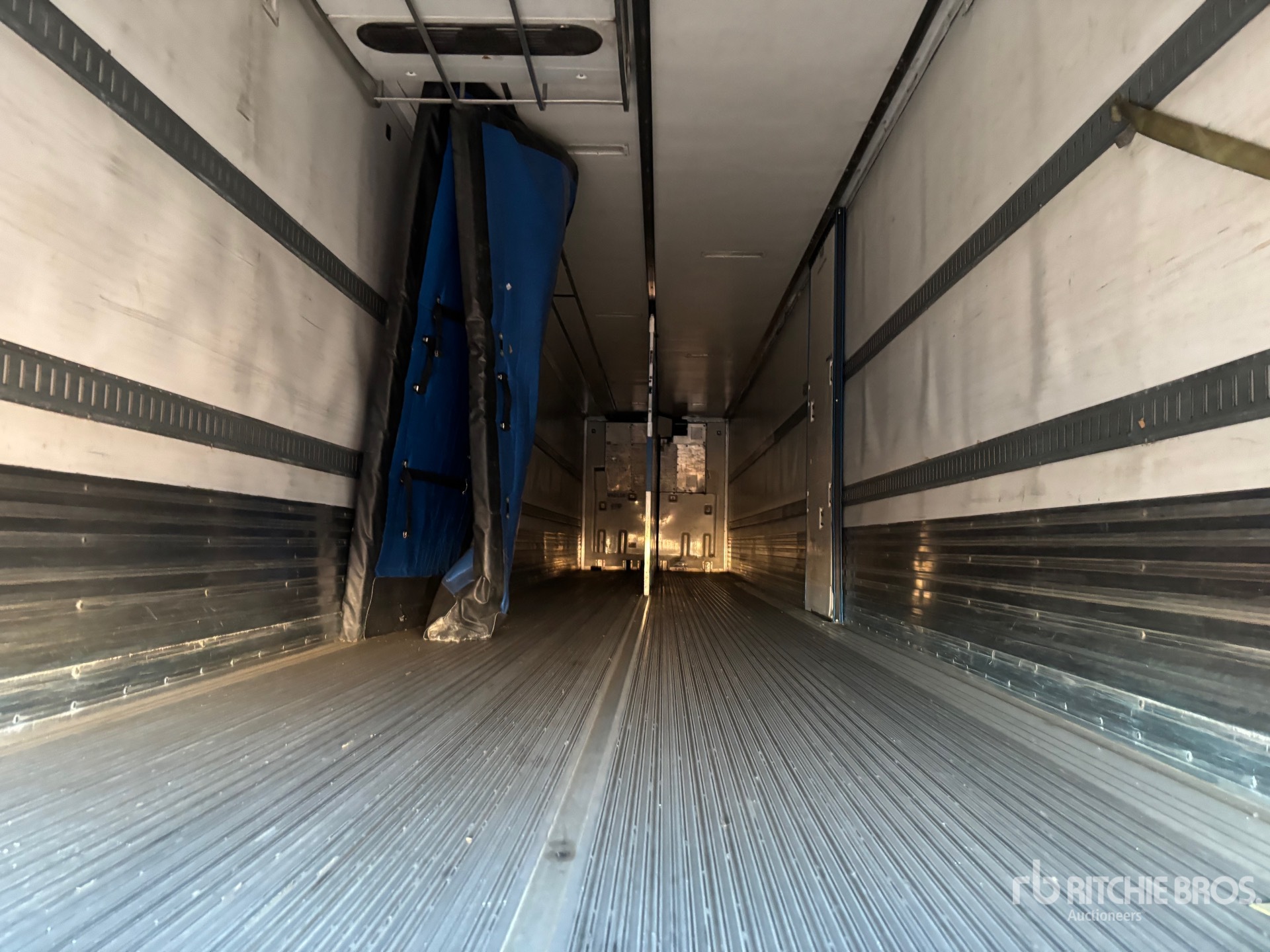 2014 Great Dane 53 FT X 102 IN TRI/A MULTI -TEMP