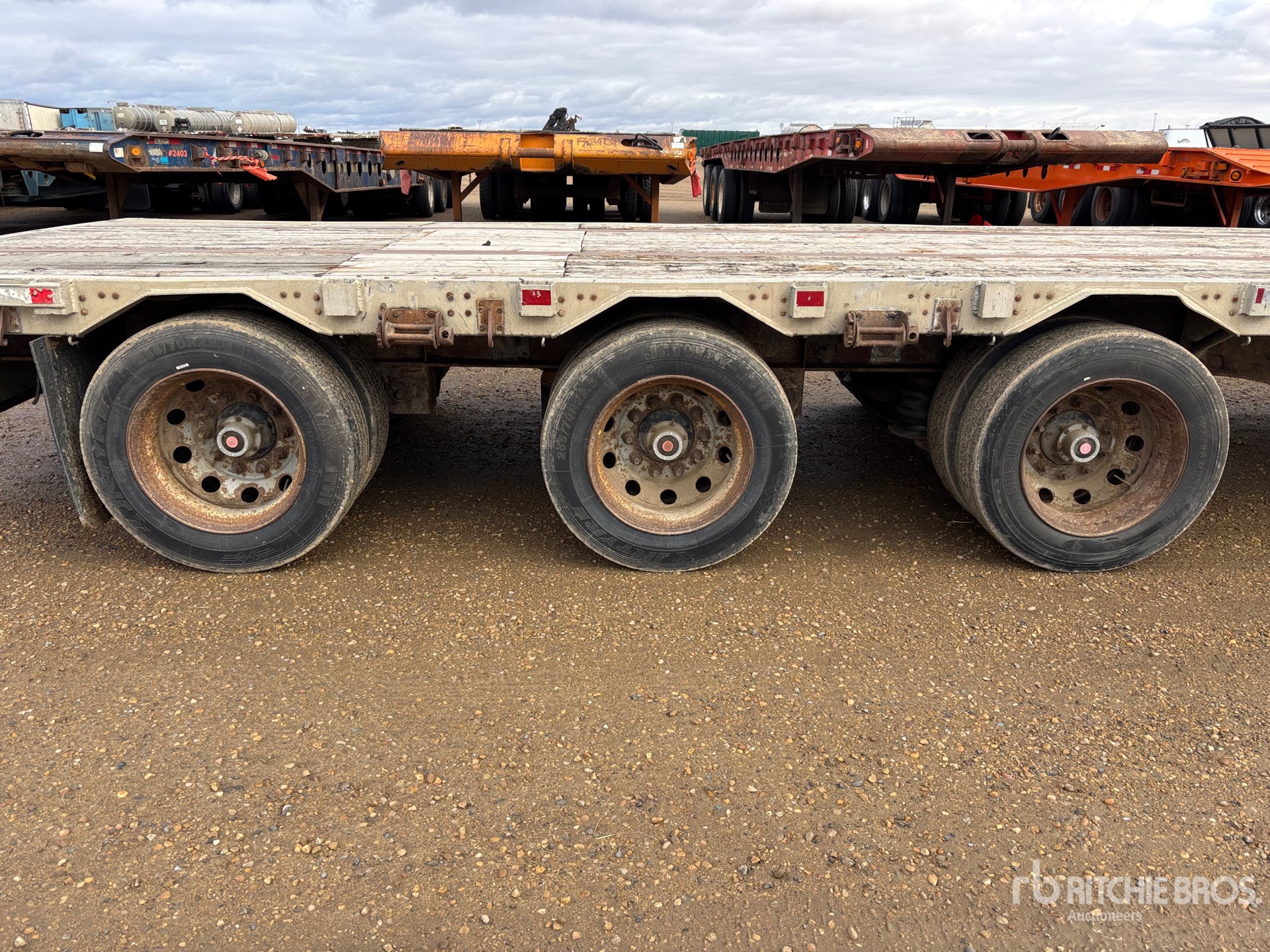 2007 Load King  53 FT TRI/A