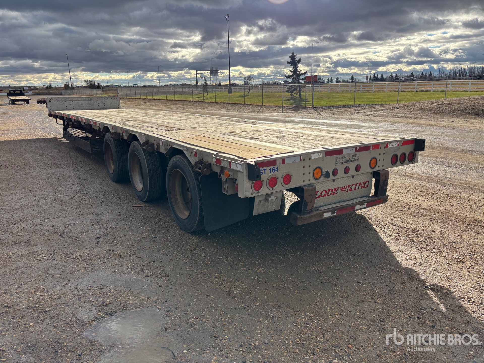 2007 Load King  53 FT TRI/A