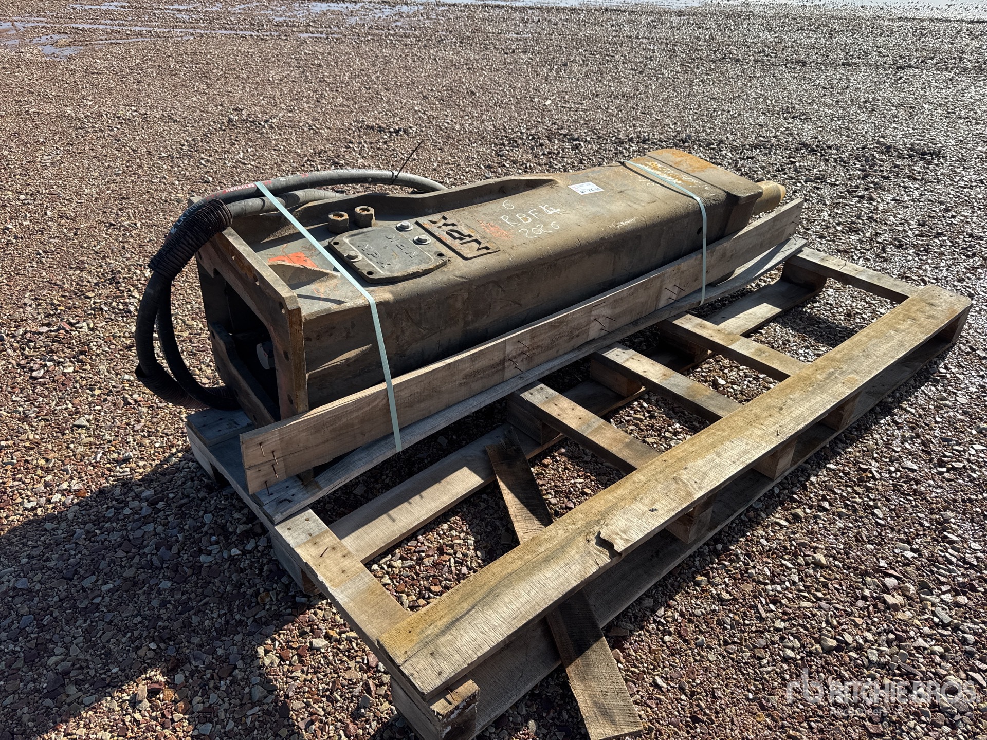 NPK MARTEAU HYDRAULIQUE