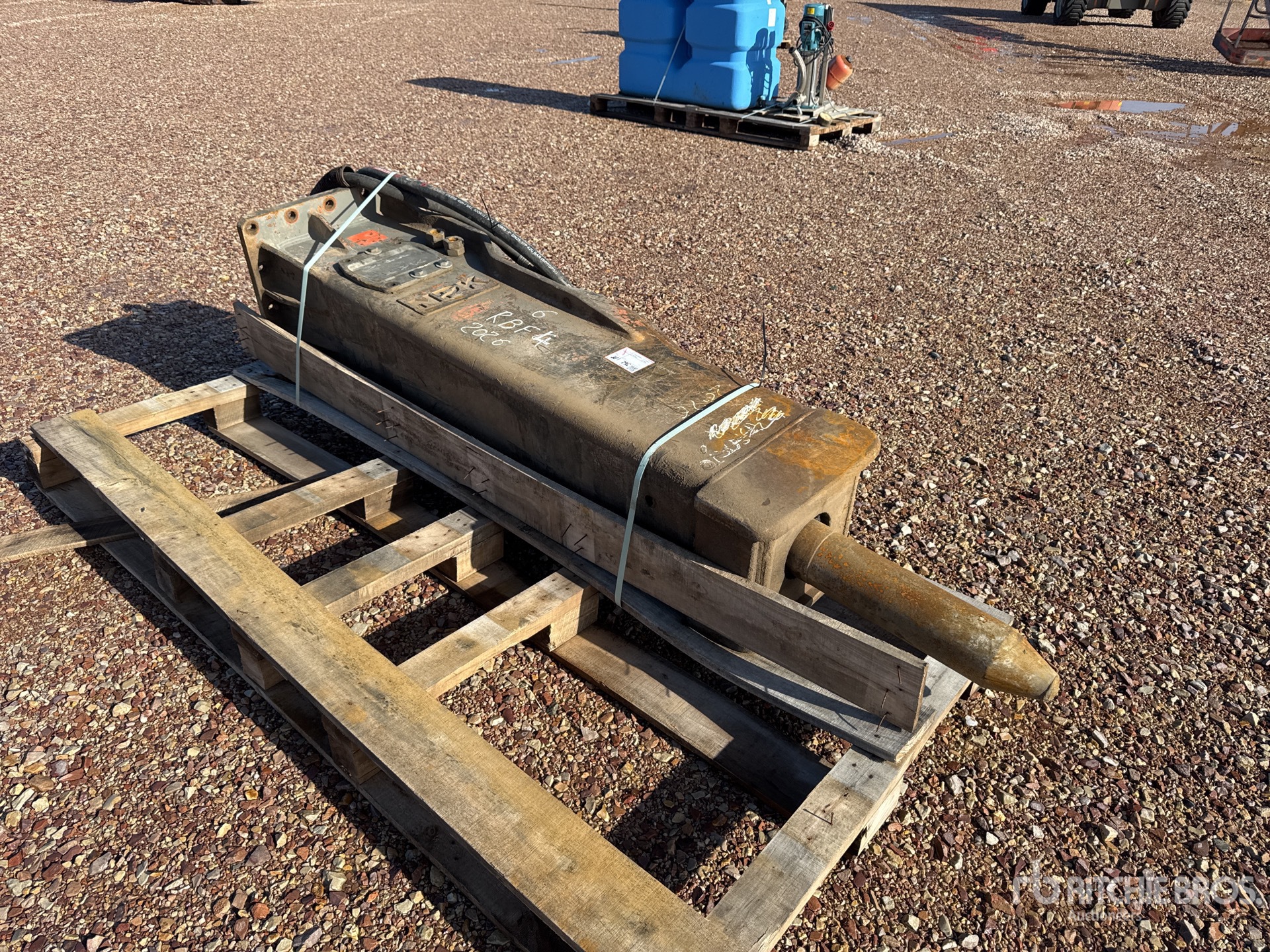 NPK MARTEAU HYDRAULIQUE
