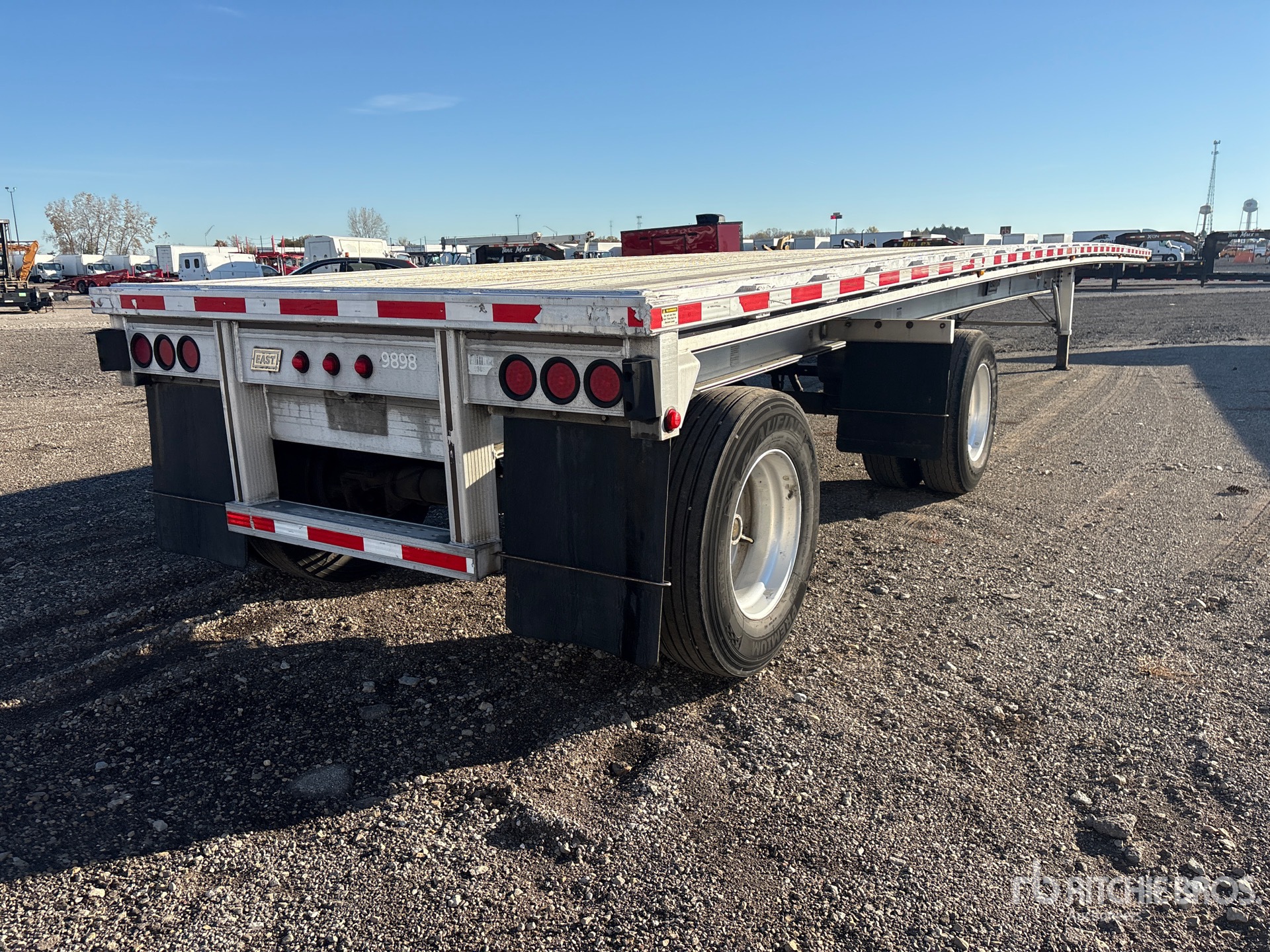 2018 East 48 ft T/A