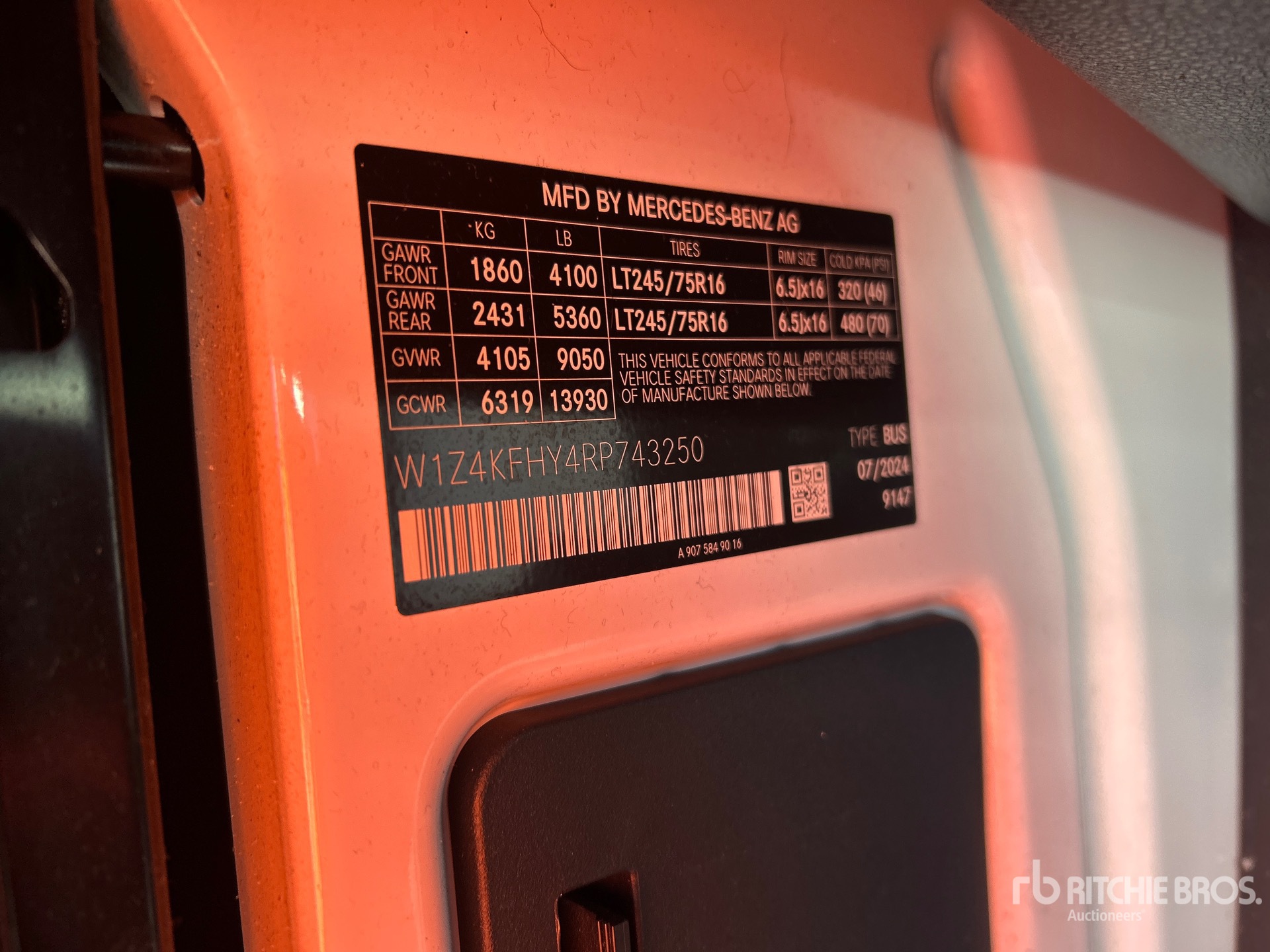Photo of 2024 Mercedes-Benz SPRINTER 2500